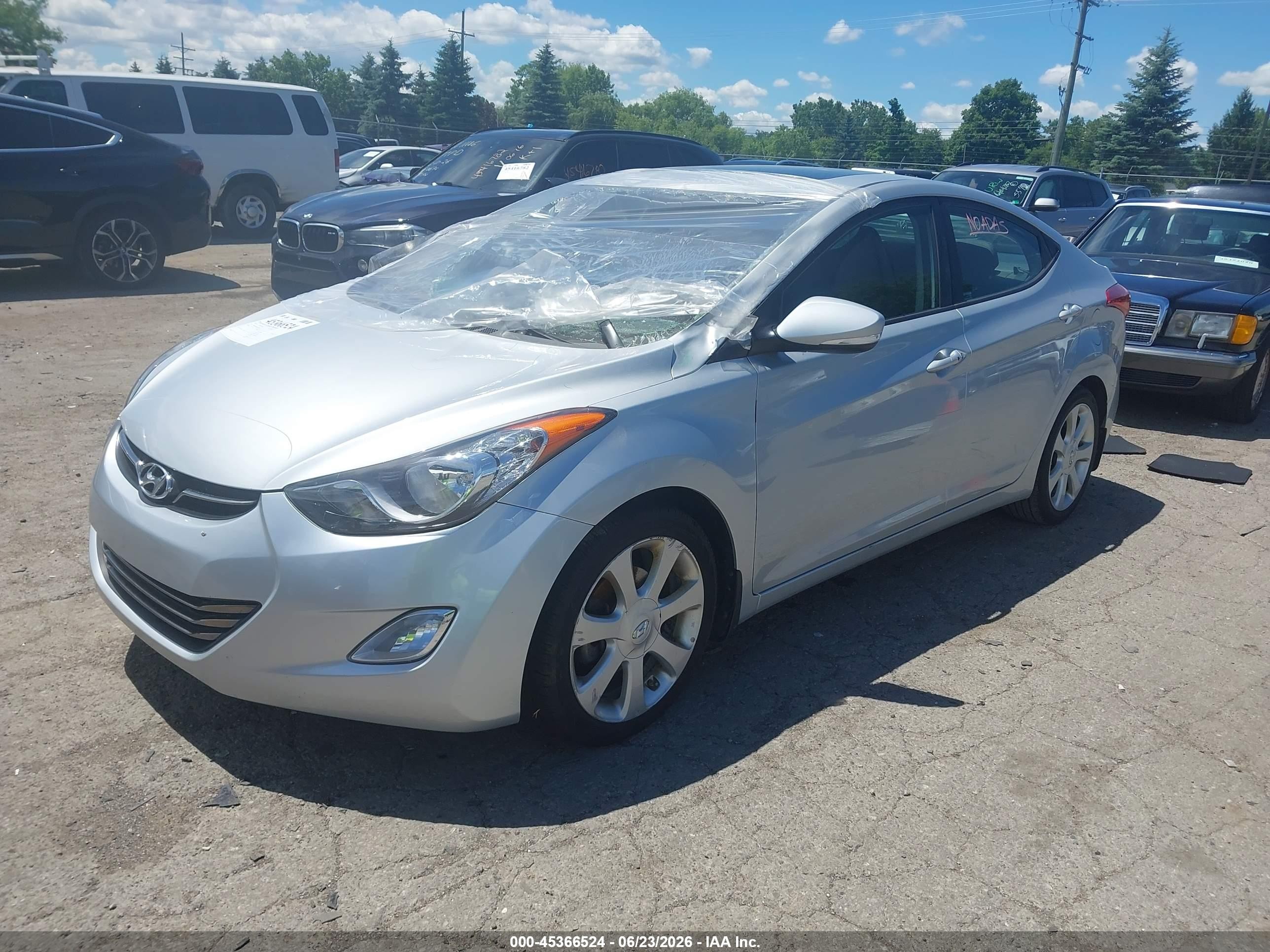 2013 Hyundai Elantra Limited Silver vin: 5NPDH4AE4DH309328