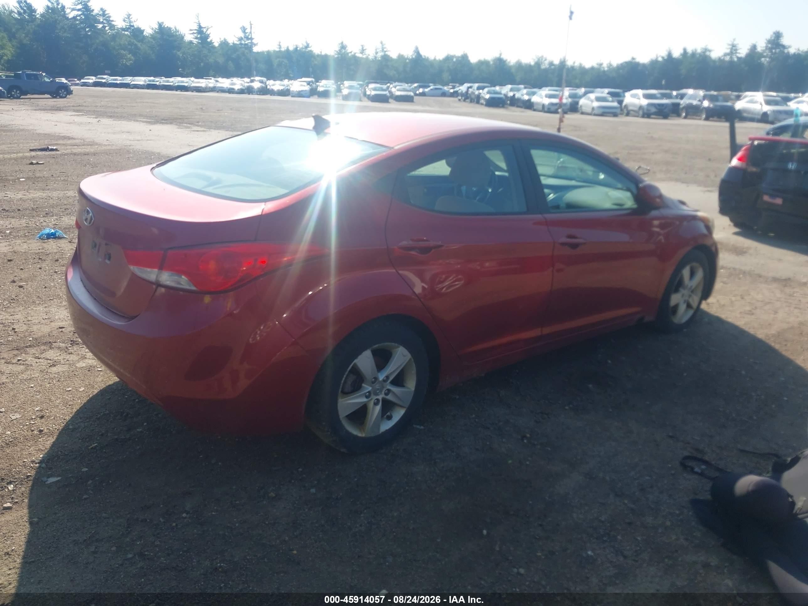 2013 Hyundai Elantra Gls Red vin: 5NPDH4AE4DH320913