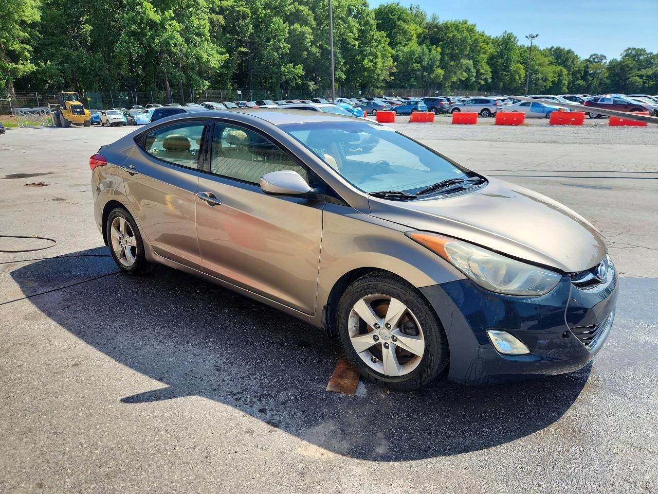 2013 Hyundai Elantra Gls Gold vin: 5NPDH4AE4DH339395