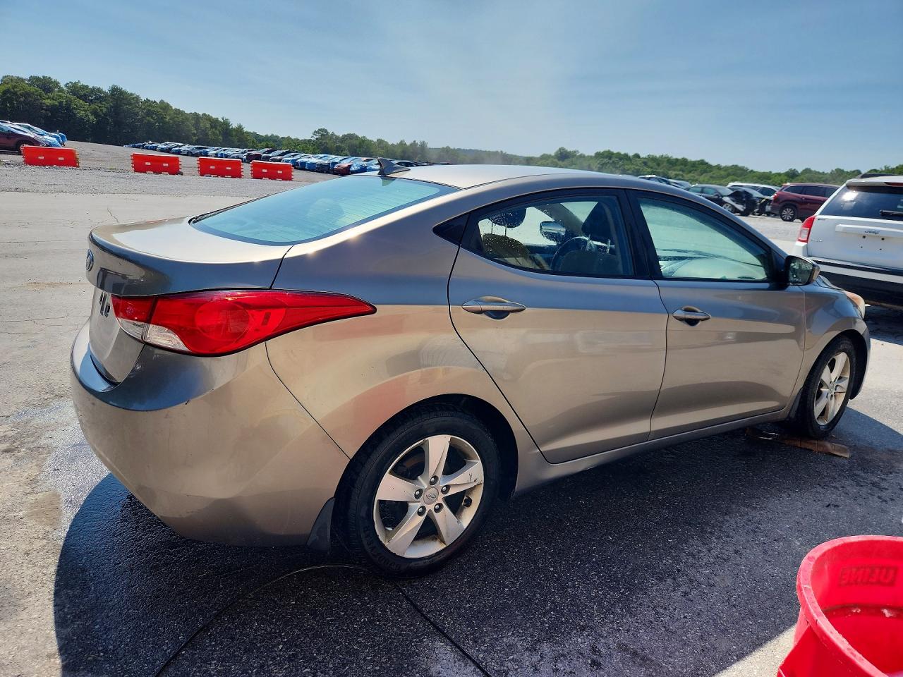 2013 Hyundai Elantra Gls Gold vin: 5NPDH4AE4DH339395
