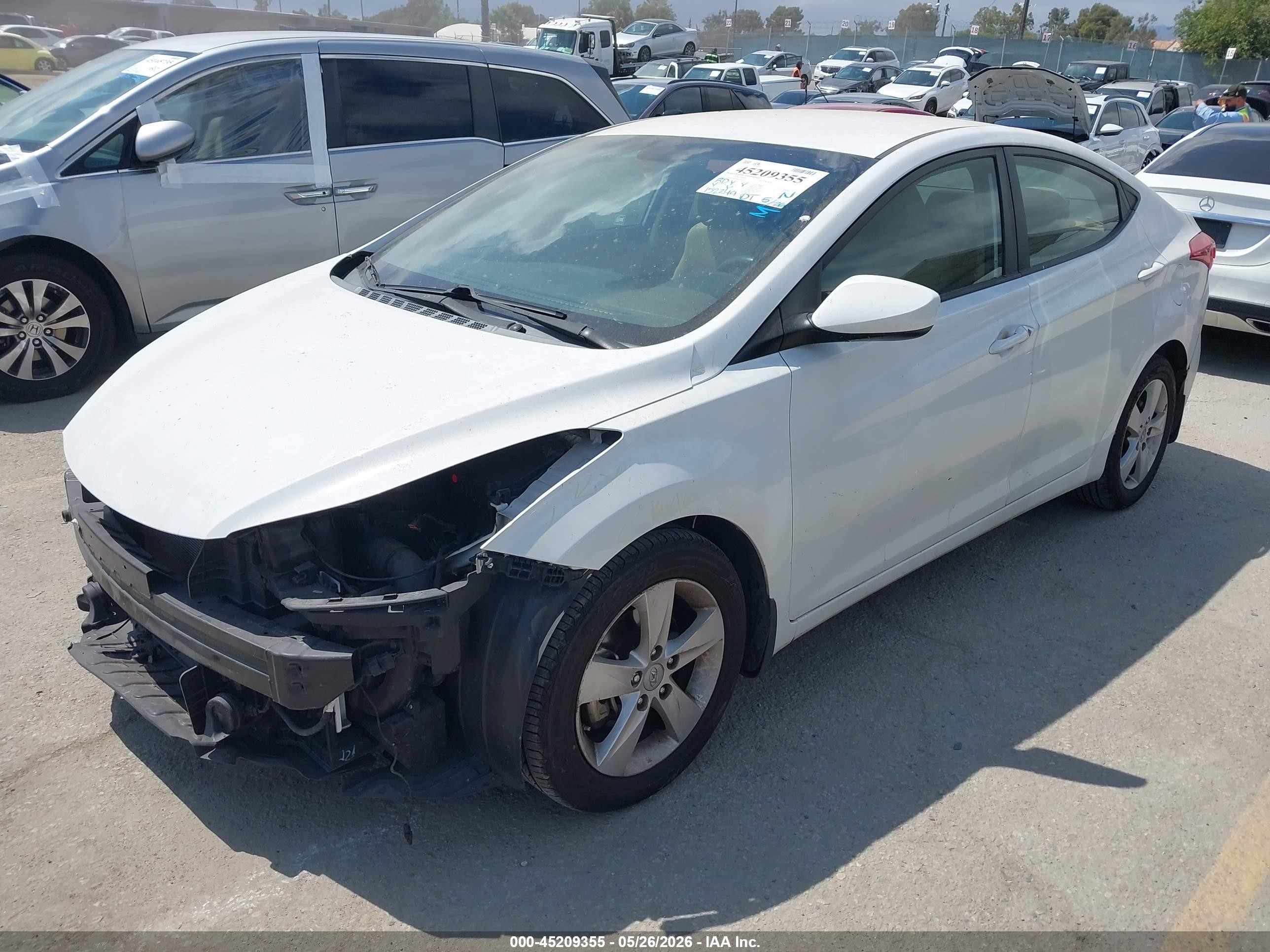 2013 Hyundai Elantra Gls White vin: 5NPDH4AE4DH341695