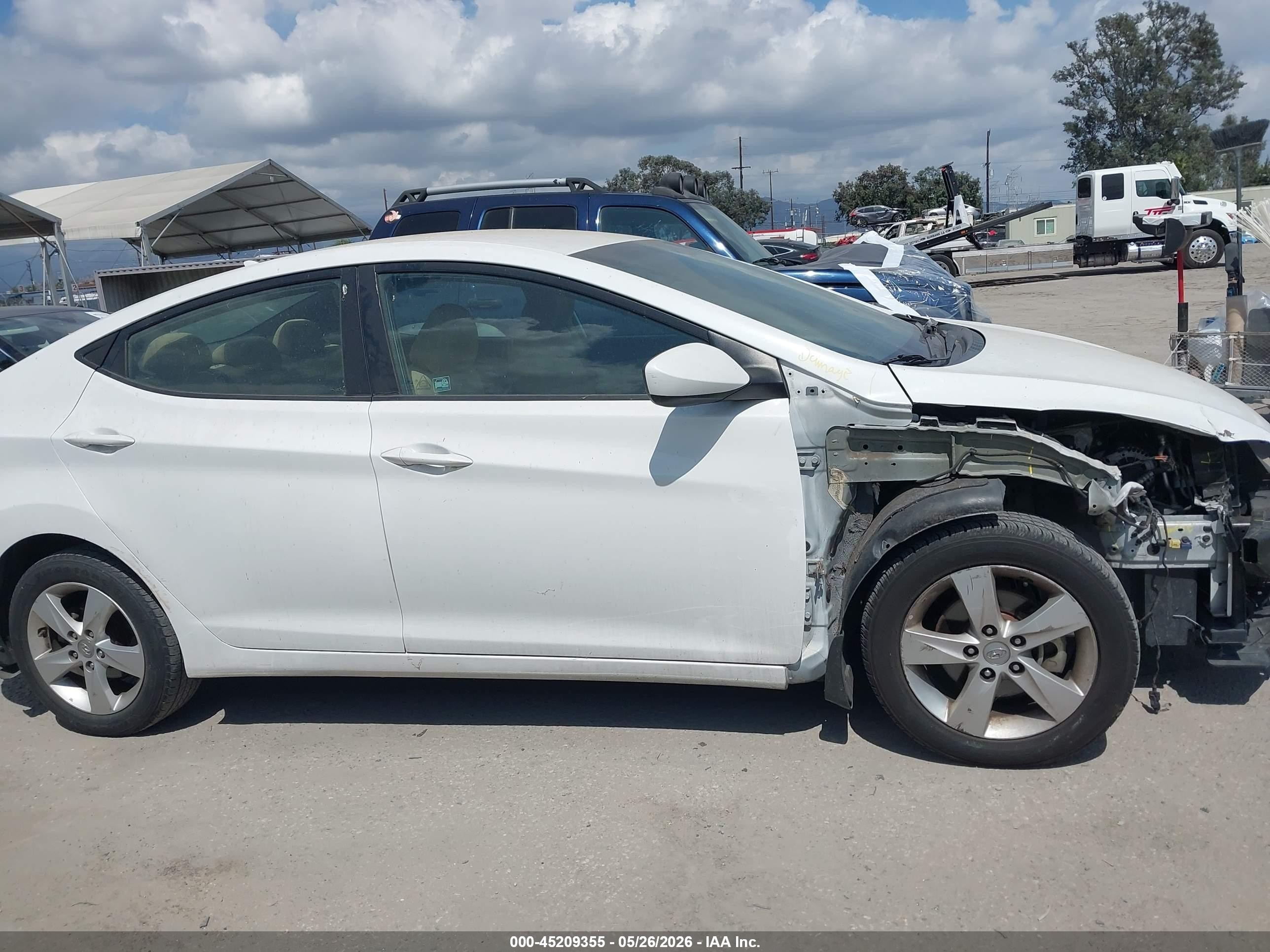2013 Hyundai Elantra Gls White vin: 5NPDH4AE4DH341695