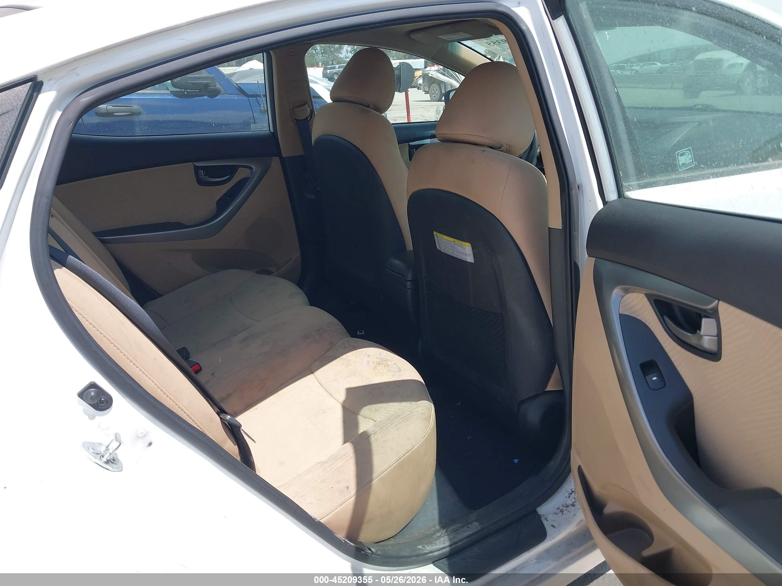 2013 Hyundai Elantra Gls White vin: 5NPDH4AE4DH341695