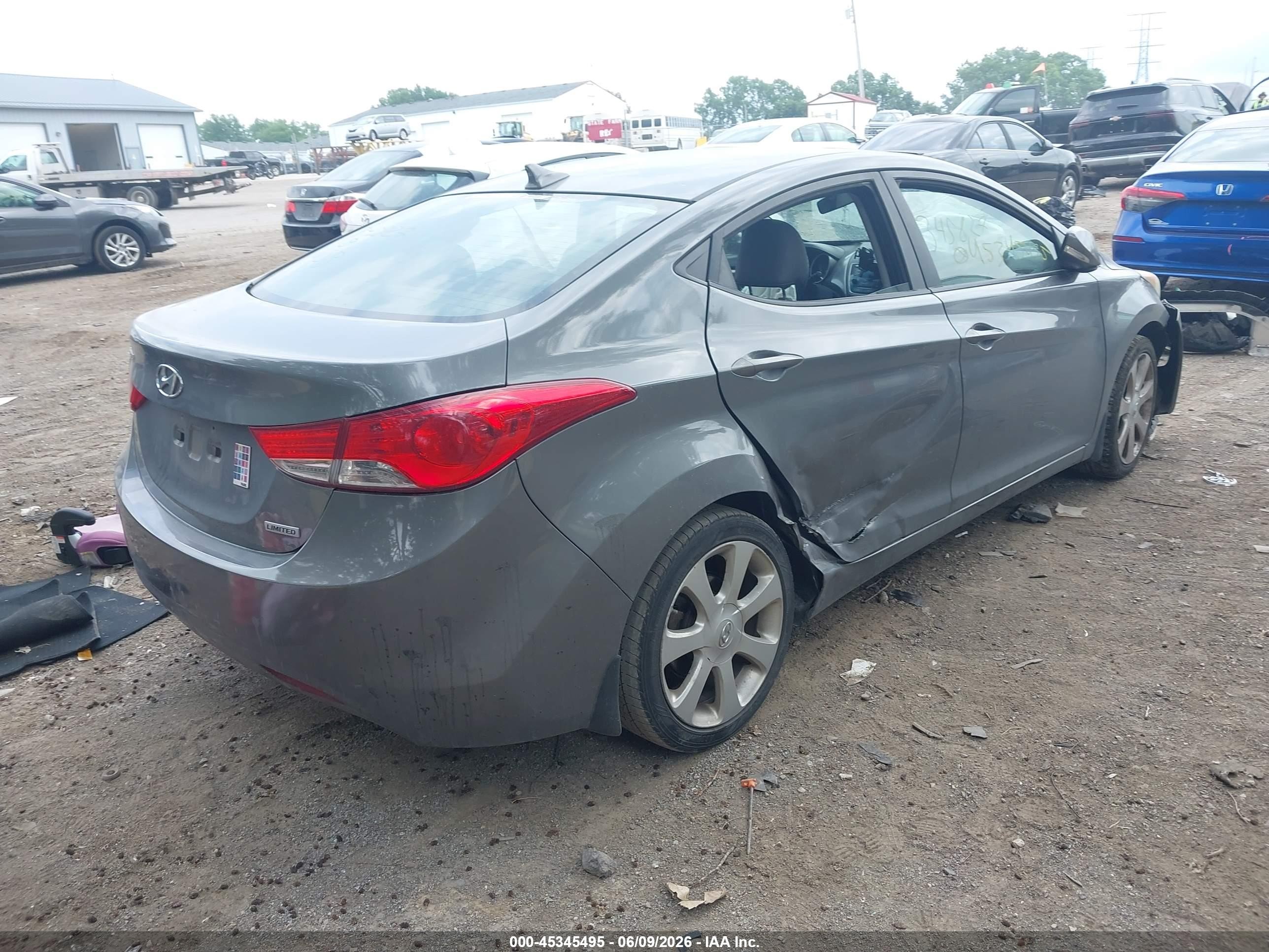 2013 Hyundai Elantra Limited Gray vin: 5NPDH4AE4DH345827