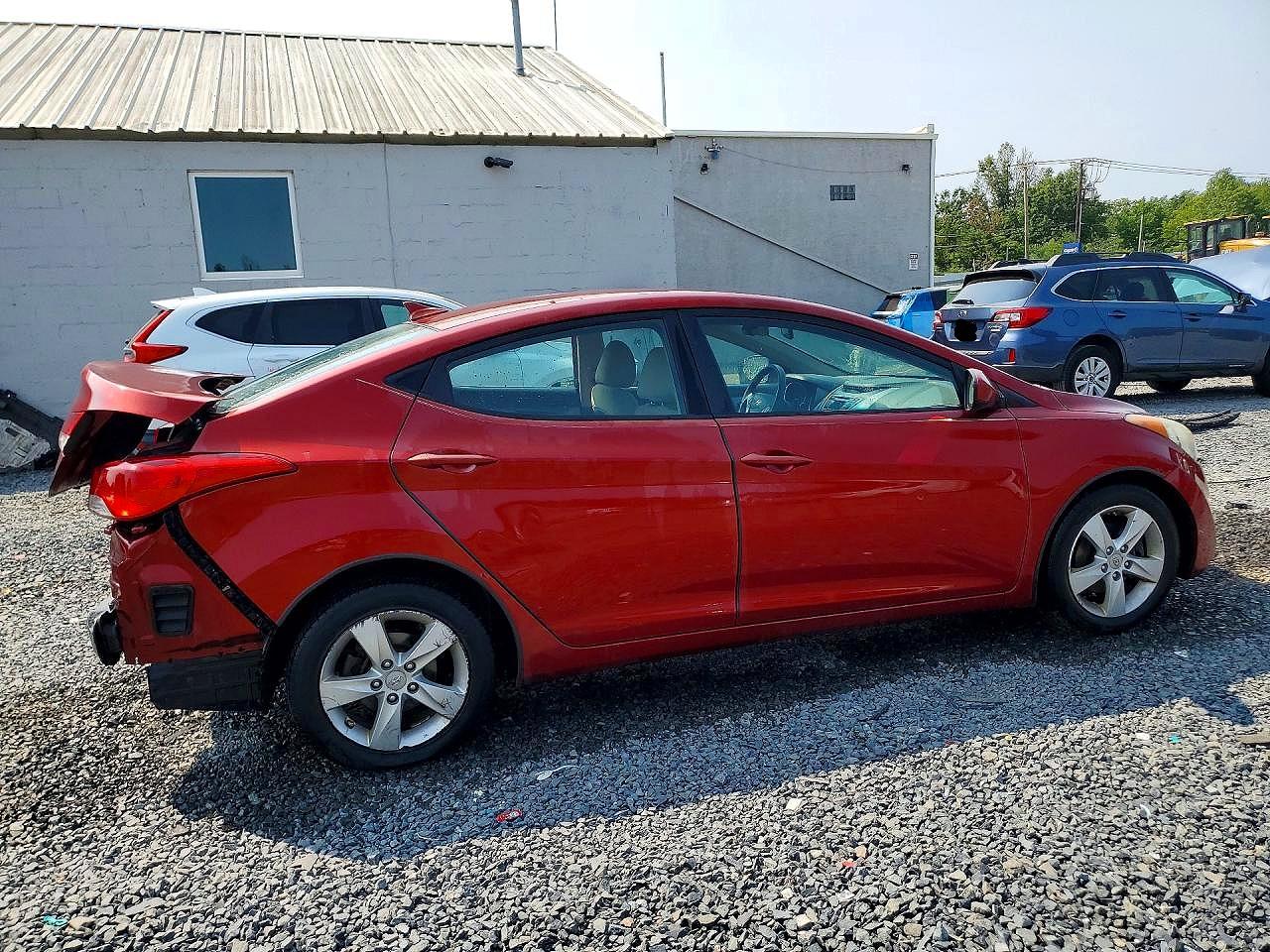 2013 Hyundai Elantra Gls Red vin: 5NPDH4AE4DH347058