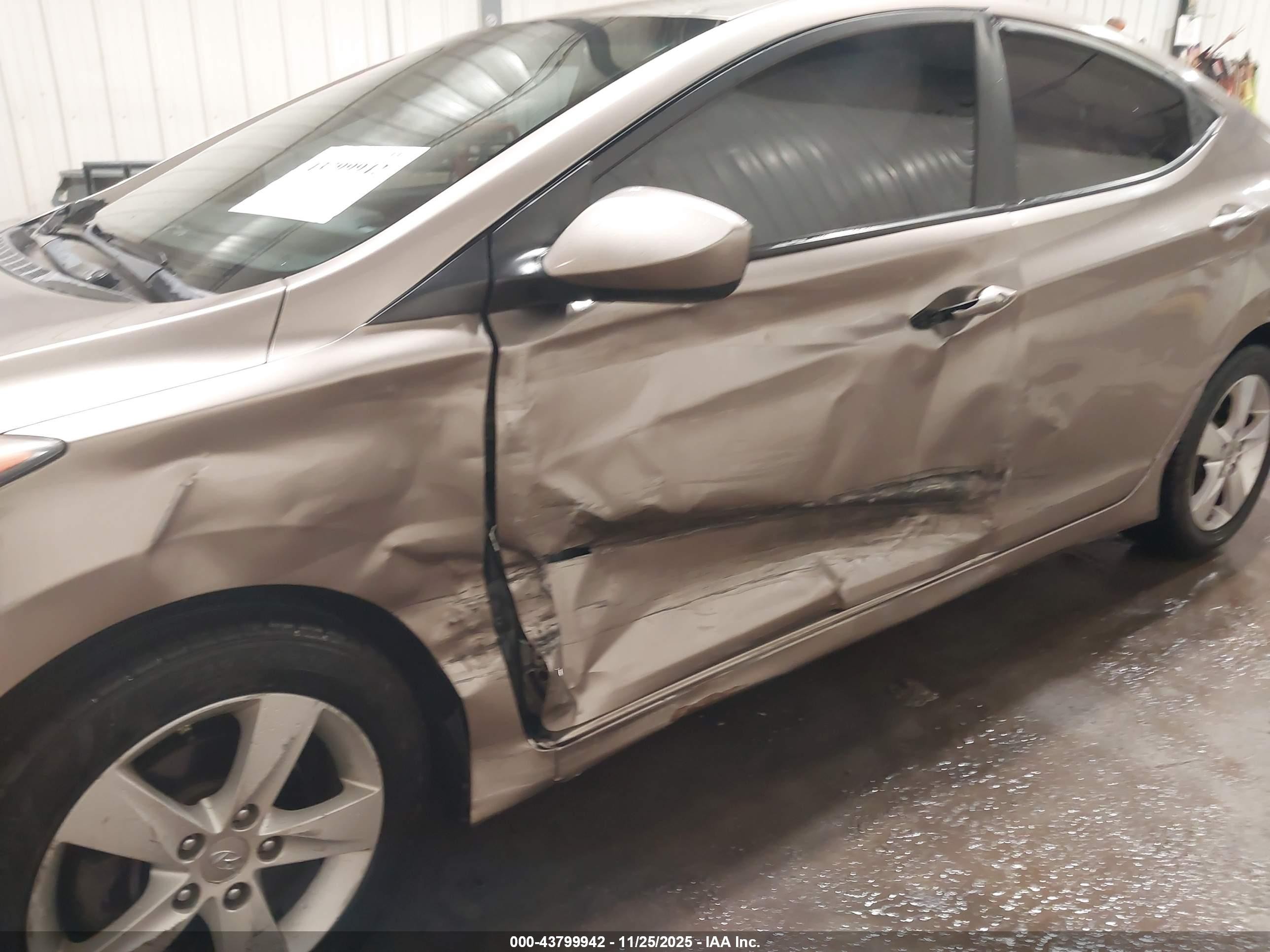 2013 Hyundai Elantra Gls Серый vin: 5NPDH4AE4DH348548