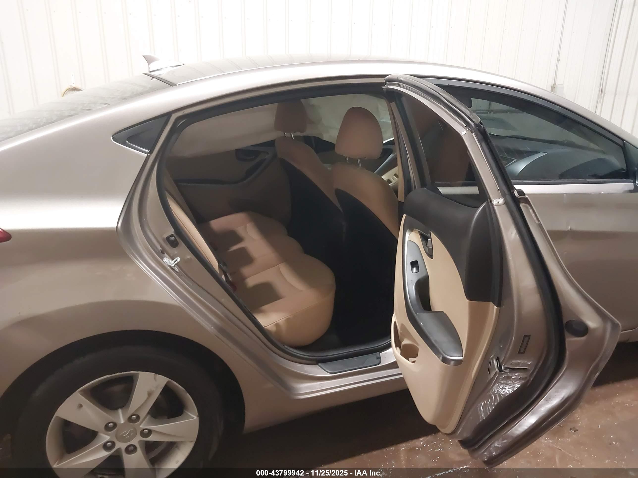 2013 Hyundai Elantra Gls Серый vin: 5NPDH4AE4DH348548