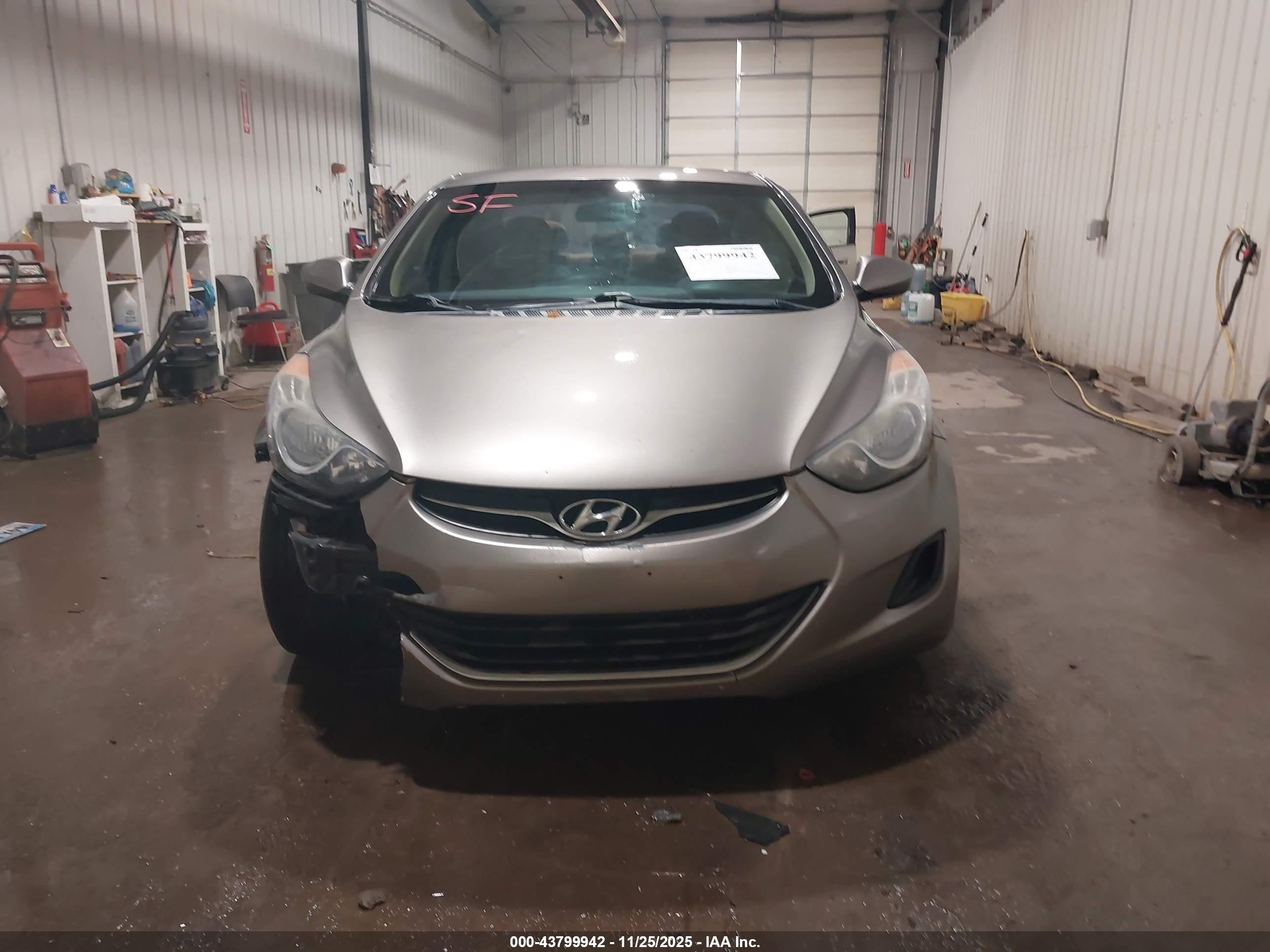 2013 Hyundai Elantra Gls Серый vin: 5NPDH4AE4DH348548