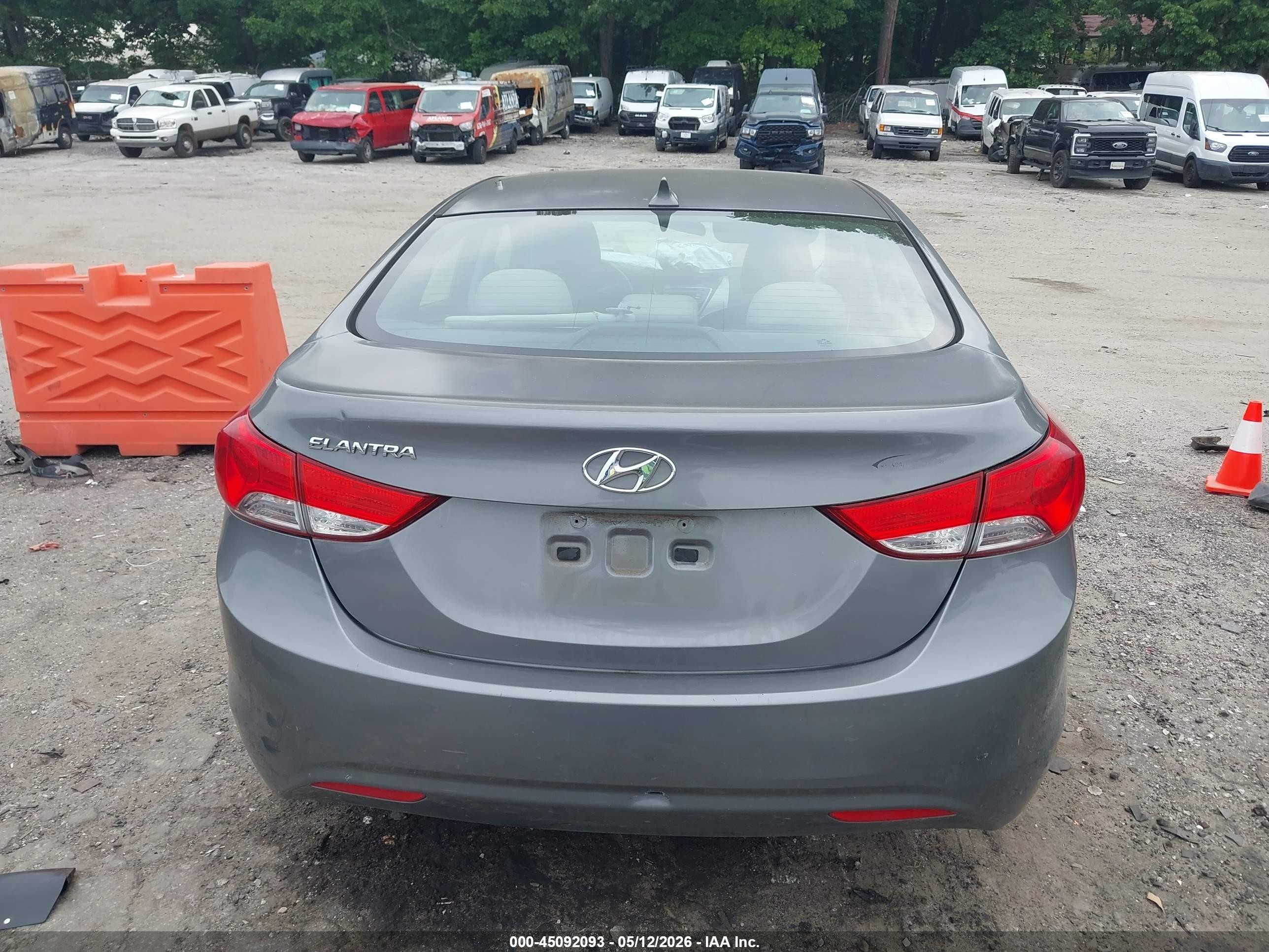2013 Hyundai Elantra Gls Gray vin: 5NPDH4AE4DH353507