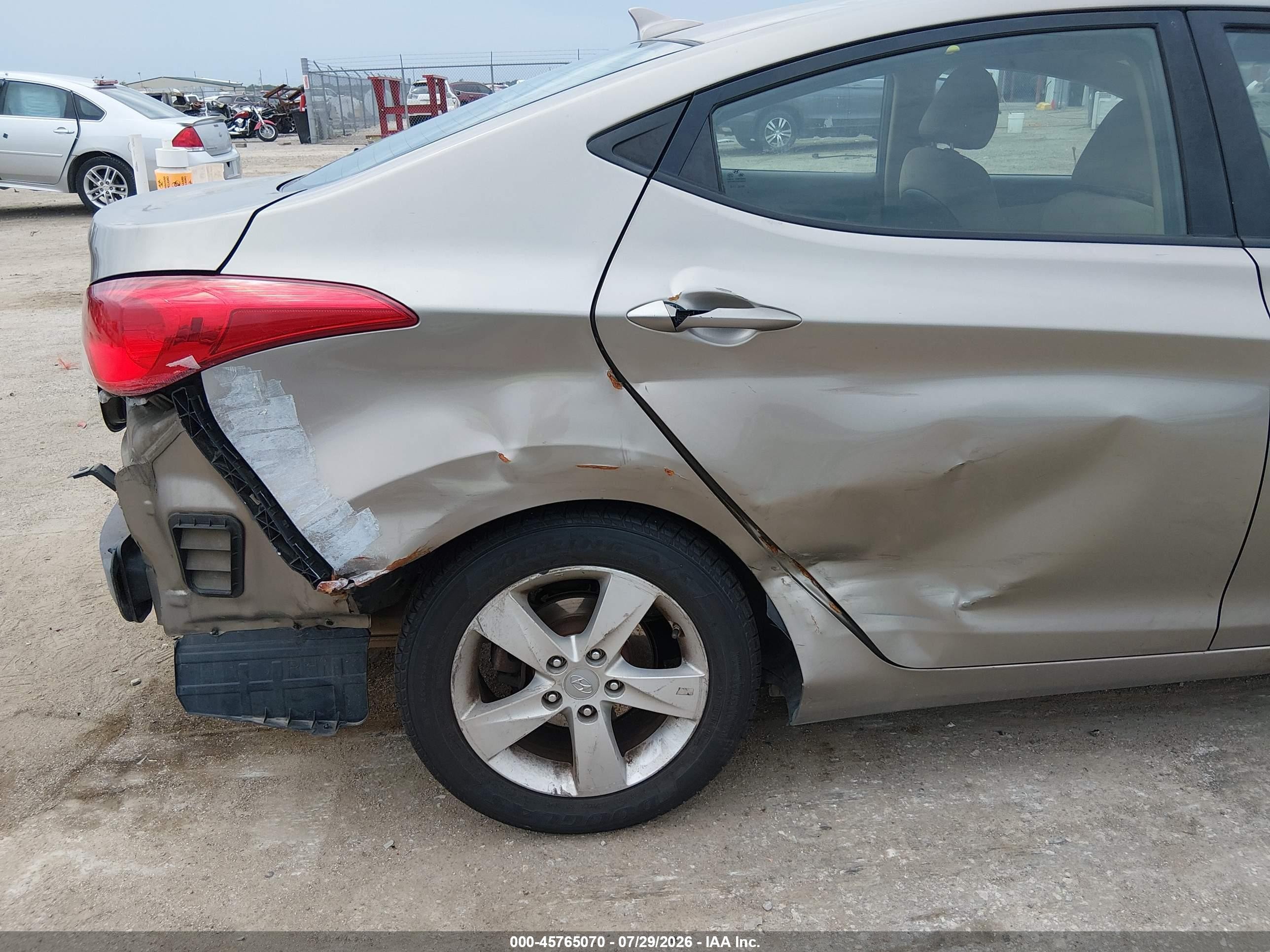 2013 Hyundai Elantra Gls Brown vin: 5NPDH4AE4DH368539