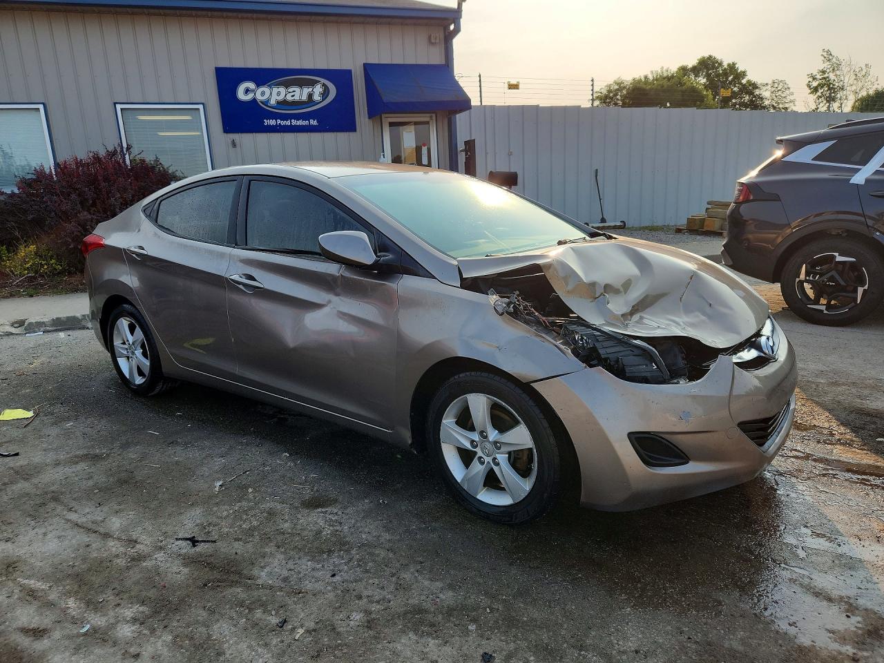 2013 Hyundai Elantra Gls Серебряный vin: 5NPDH4AE4DH382893