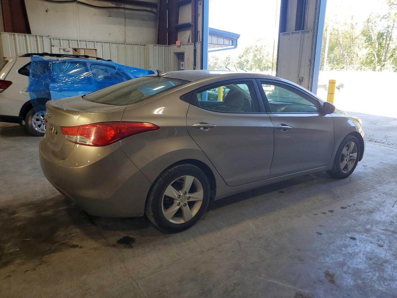 2013 Hyundai Elantra Gls Gold vin: 5NPDH4AE4DH392792