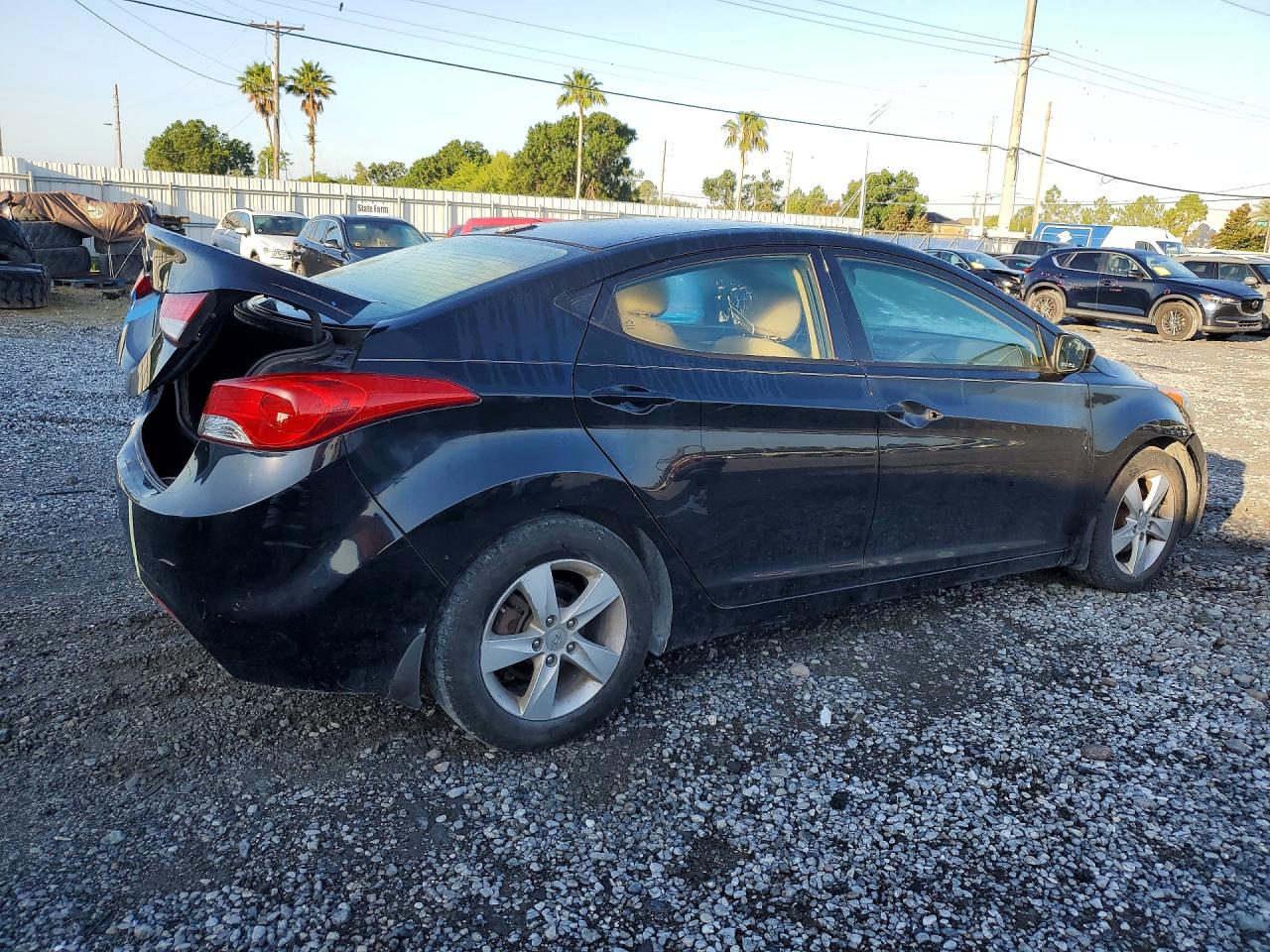 2013 Hyundai Elantra Gls Black vin: 5NPDH4AE4DH398558