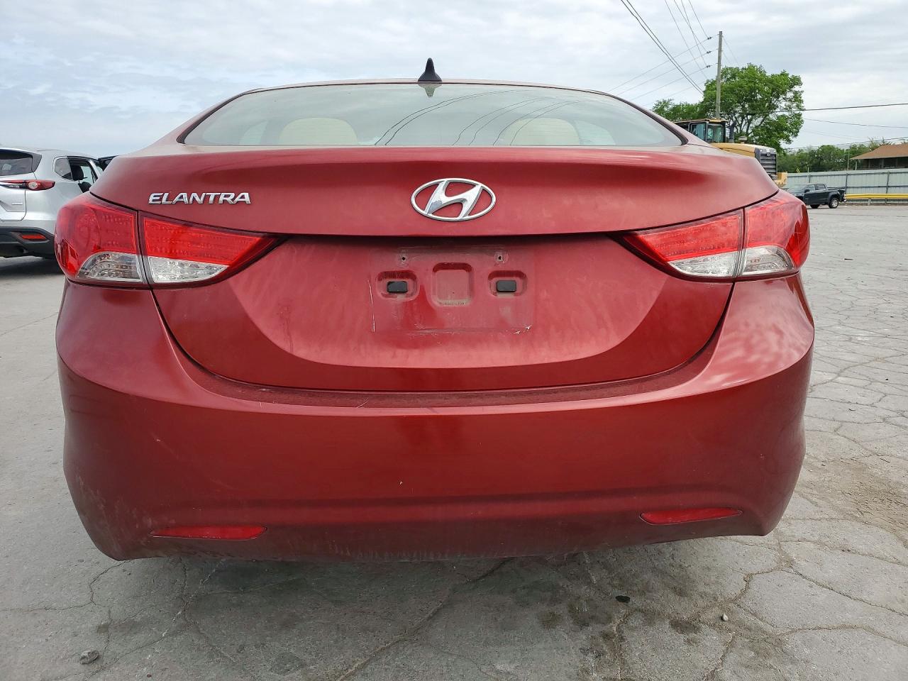 2013 Hyundai Elantra Gls Red vin: 5NPDH4AE4DH407226
