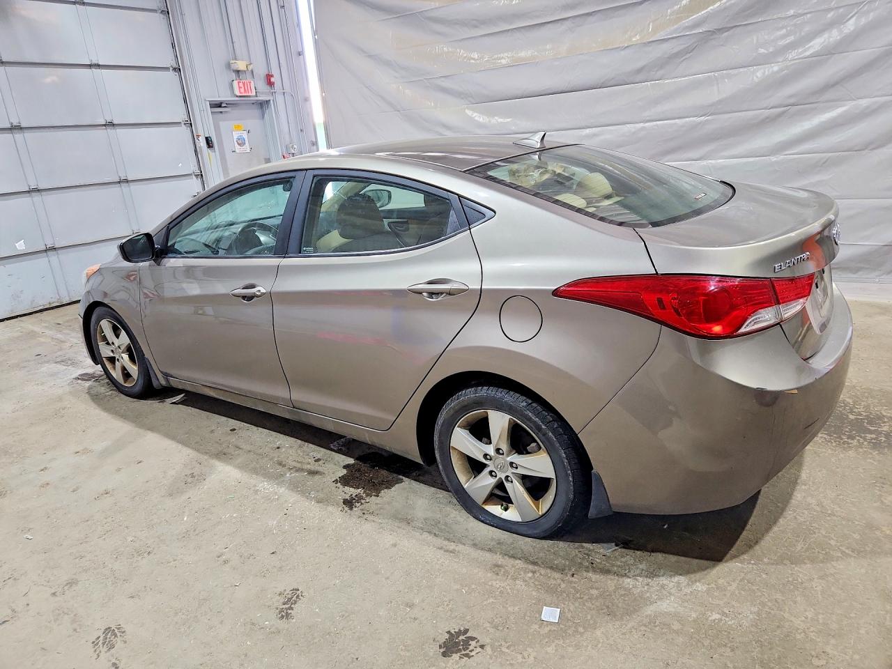 2013 Hyundai Elantra Gls Tan vin: 5NPDH4AE4DH408893