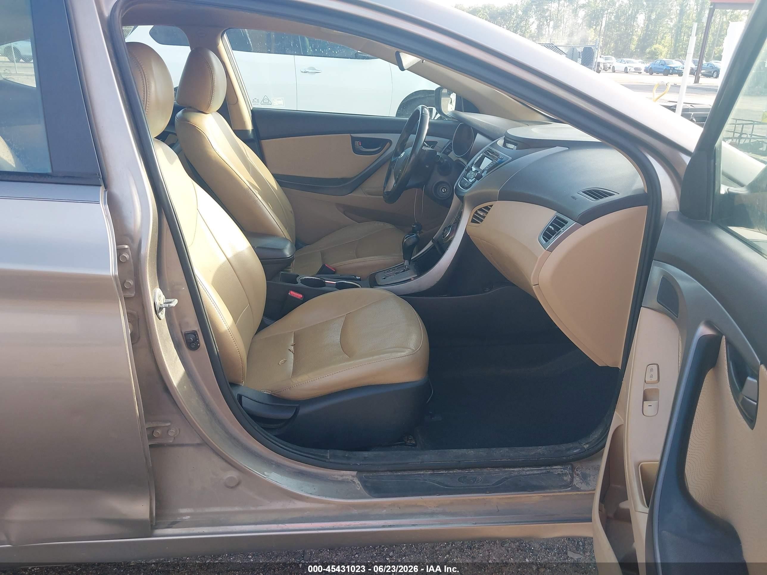 2013 Hyundai Elantra Limited Cream vin: 5NPDH4AE4DH418307
