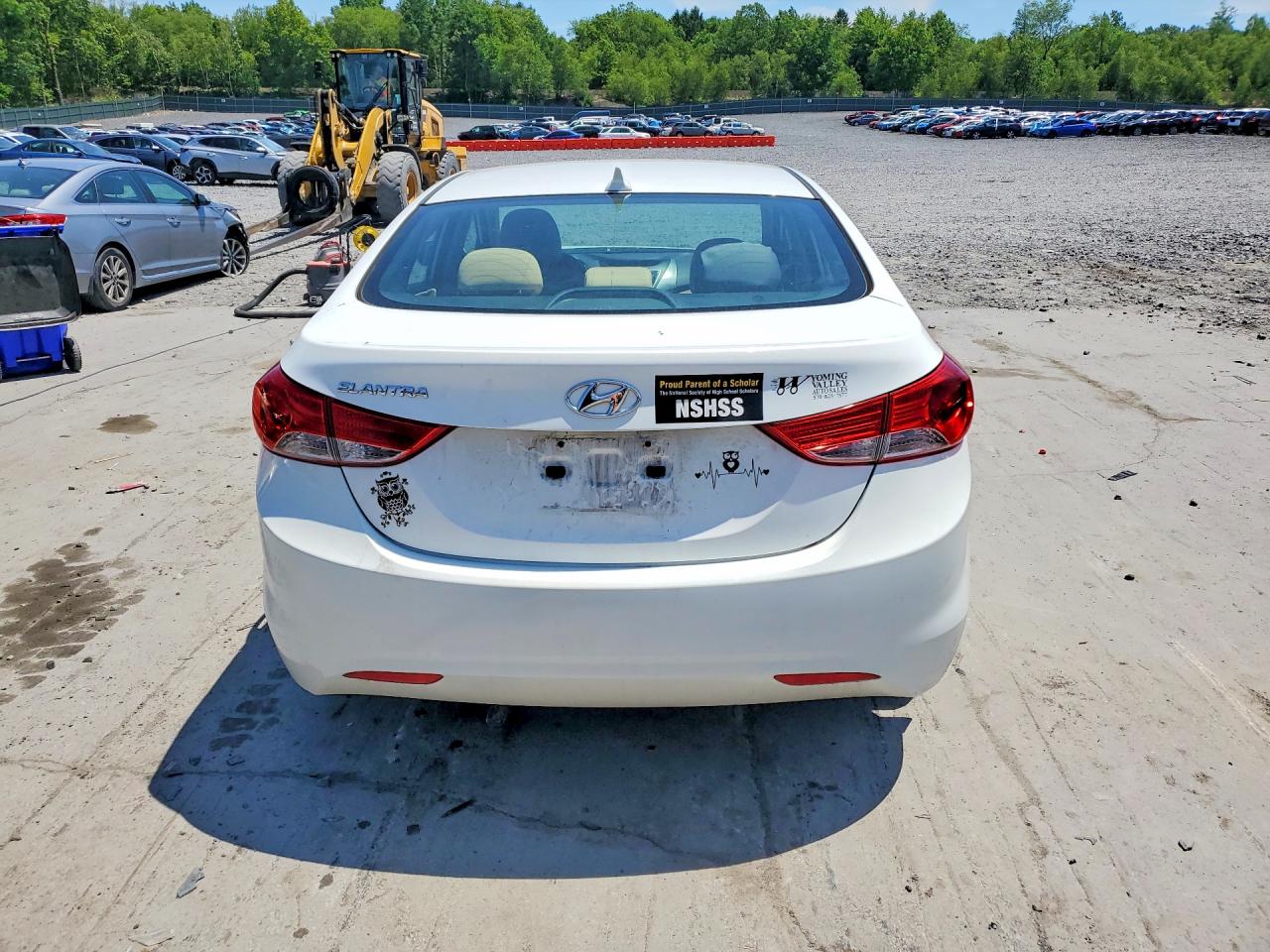 2013 Hyundai Elantra Gls Белый vin: 5NPDH4AE4DH420686