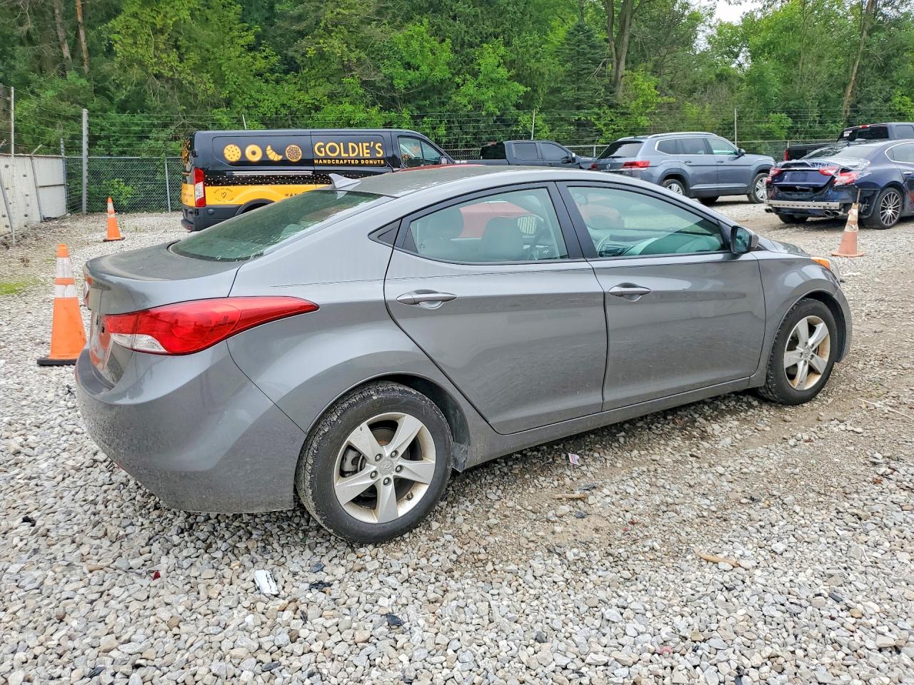 2013 Hyundai Elantra Gls Gray vin: 5NPDH4AE4DH426102