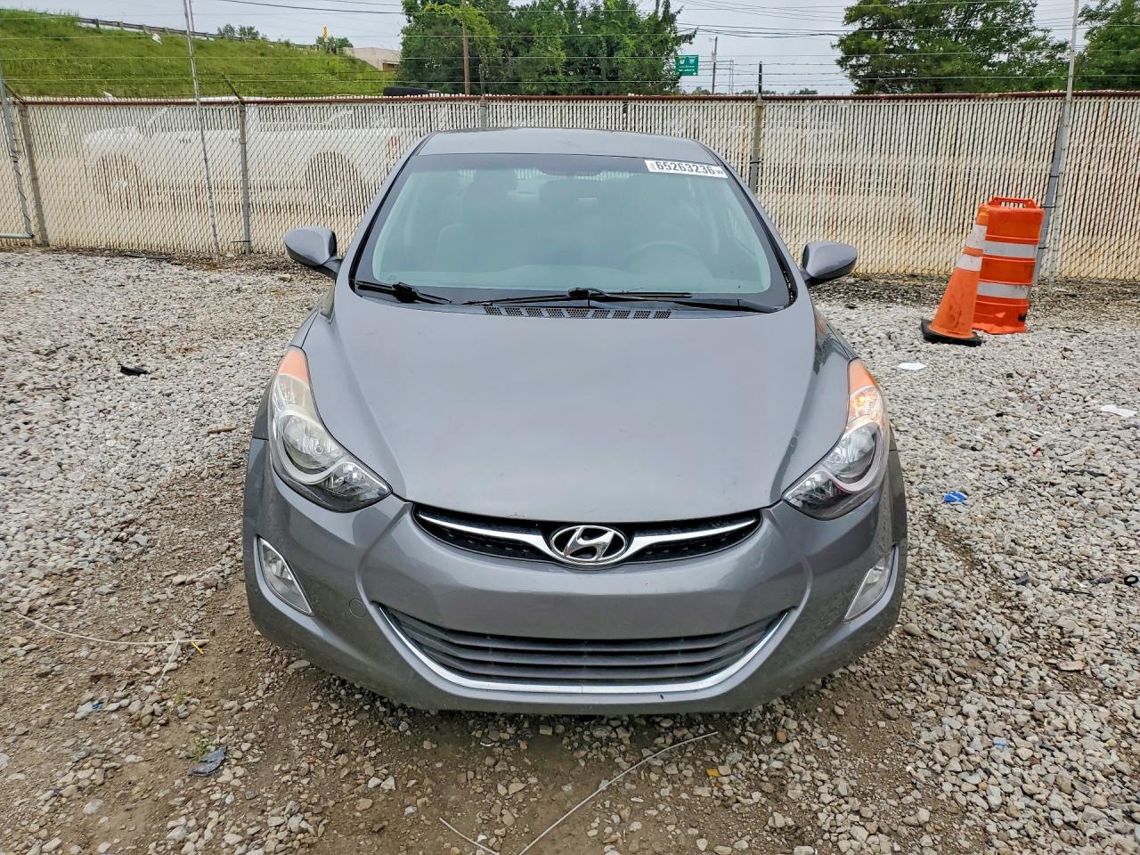 2013 Hyundai Elantra Gls Gray vin: 5NPDH4AE4DH426102