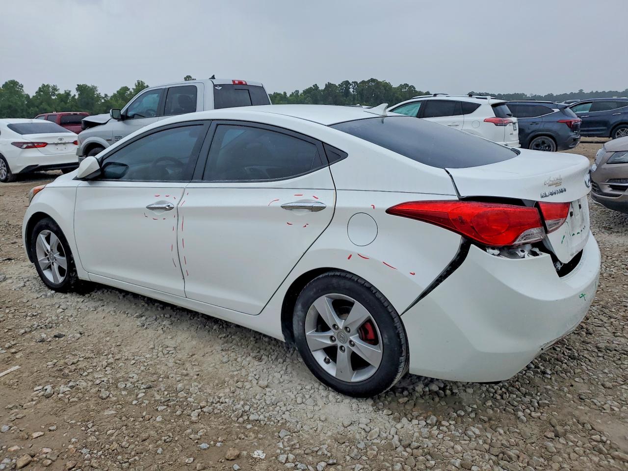 2013 Hyundai Elantra Gls White vin: 5NPDH4AE4DH428352