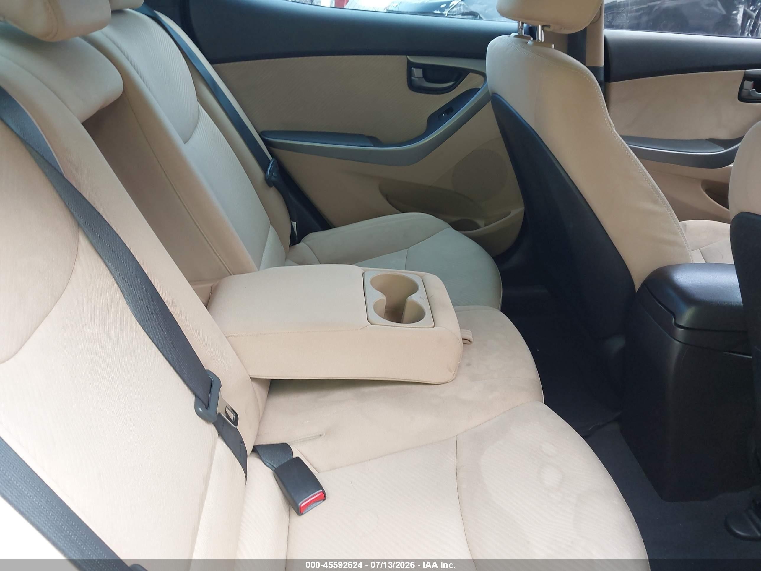 2013 Hyundai Elantra Gls White vin: 5NPDH4AE4DH438301