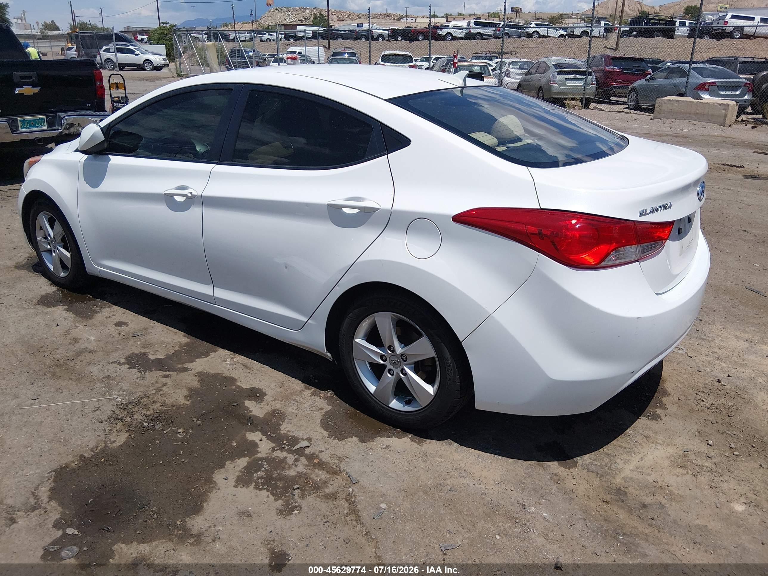 2013 Hyundai Elantra Gls White vin: 5NPDH4AE4DH440808