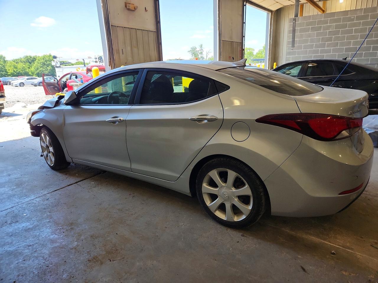 2014 Hyundai Elantra Se Silver vin: 5NPDH4AE4EH464317