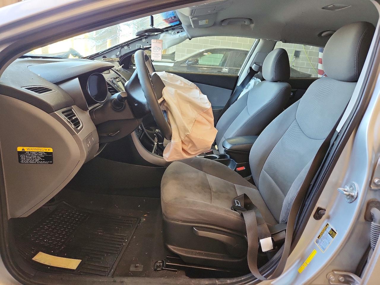 2014 Hyundai Elantra Se Silver vin: 5NPDH4AE4EH464317