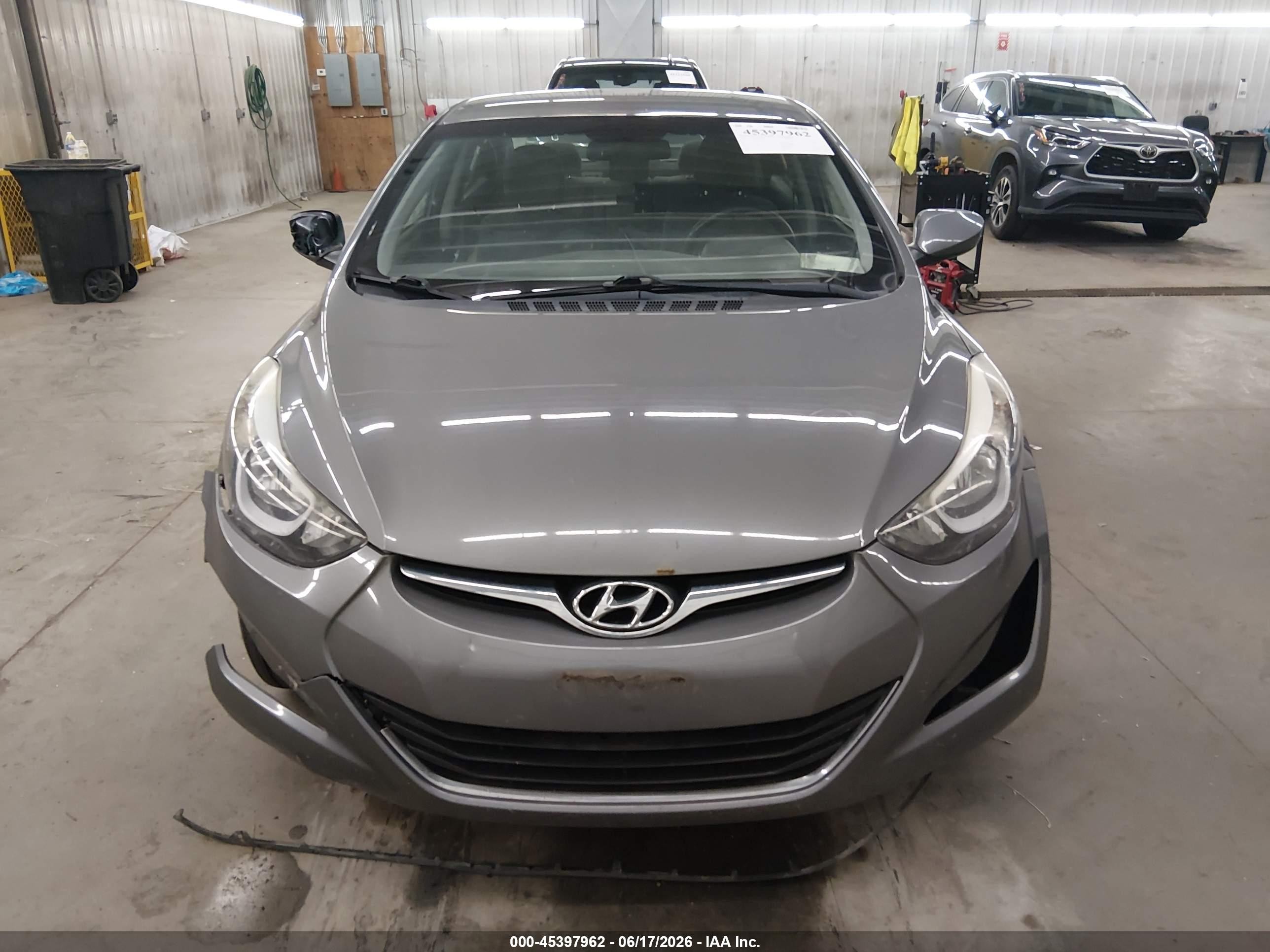 2014 Hyundai Elantra Se Gray vin: 5NPDH4AE4EH466505