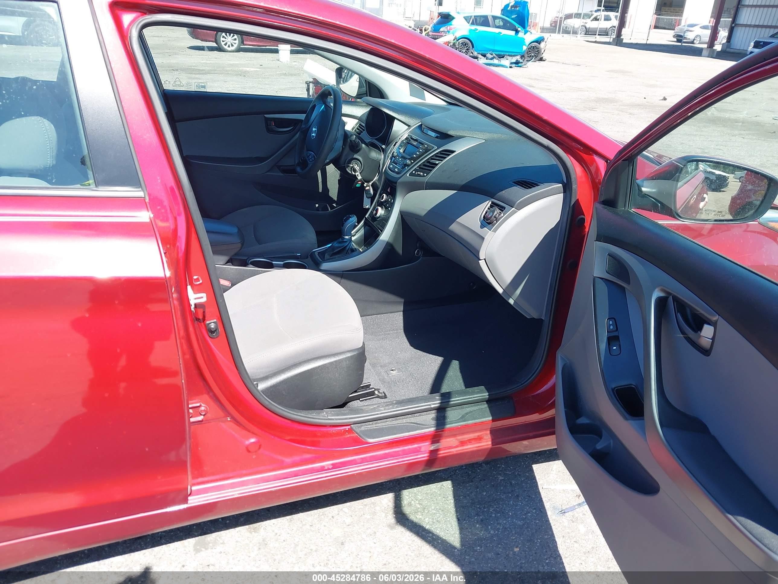 2014 Hyundai Elantra Se Red vin: 5NPDH4AE4EH466665