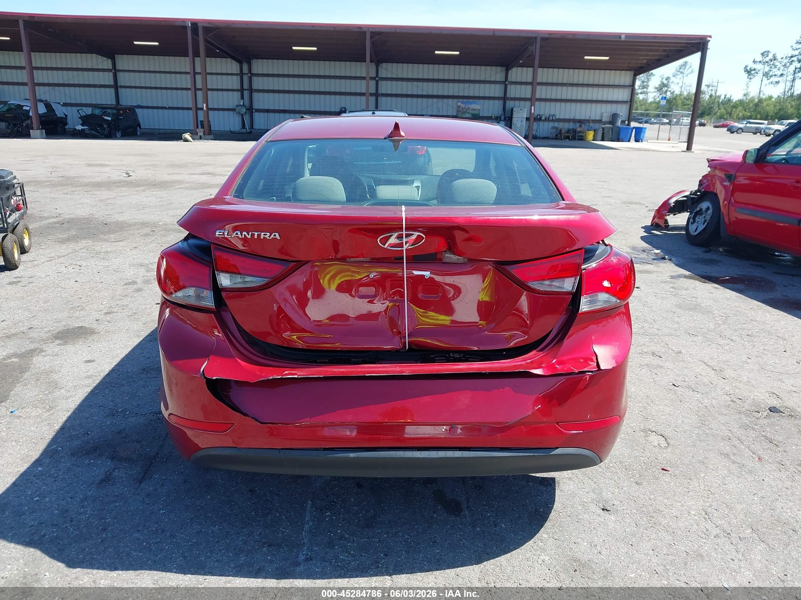 2014 Hyundai Elantra Se Red vin: 5NPDH4AE4EH466665