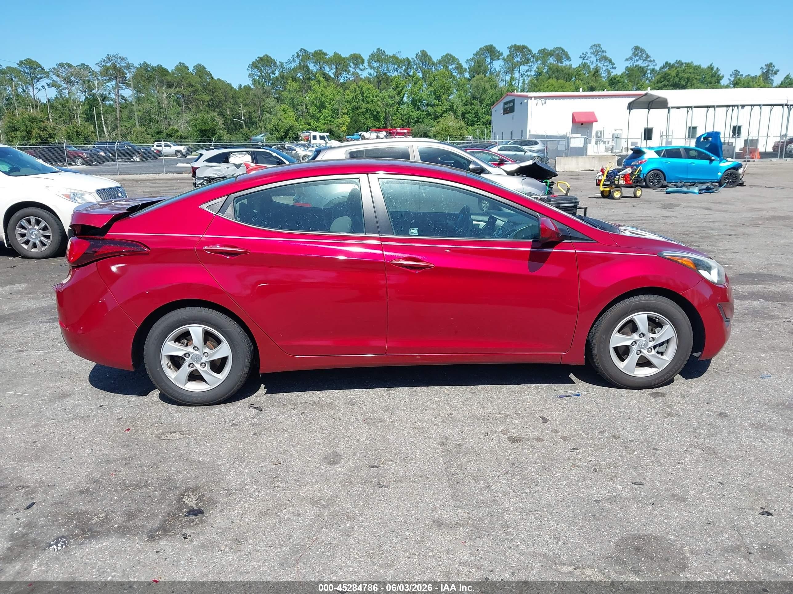 2014 Hyundai Elantra Se Red vin: 5NPDH4AE4EH466665