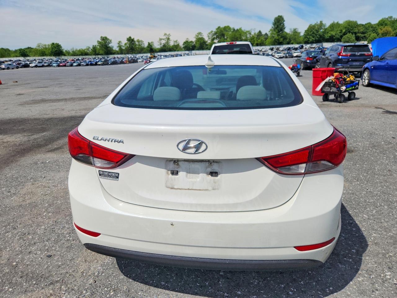 2014 Hyundai Elantra Se White vin: 5NPDH4AE4EH467878