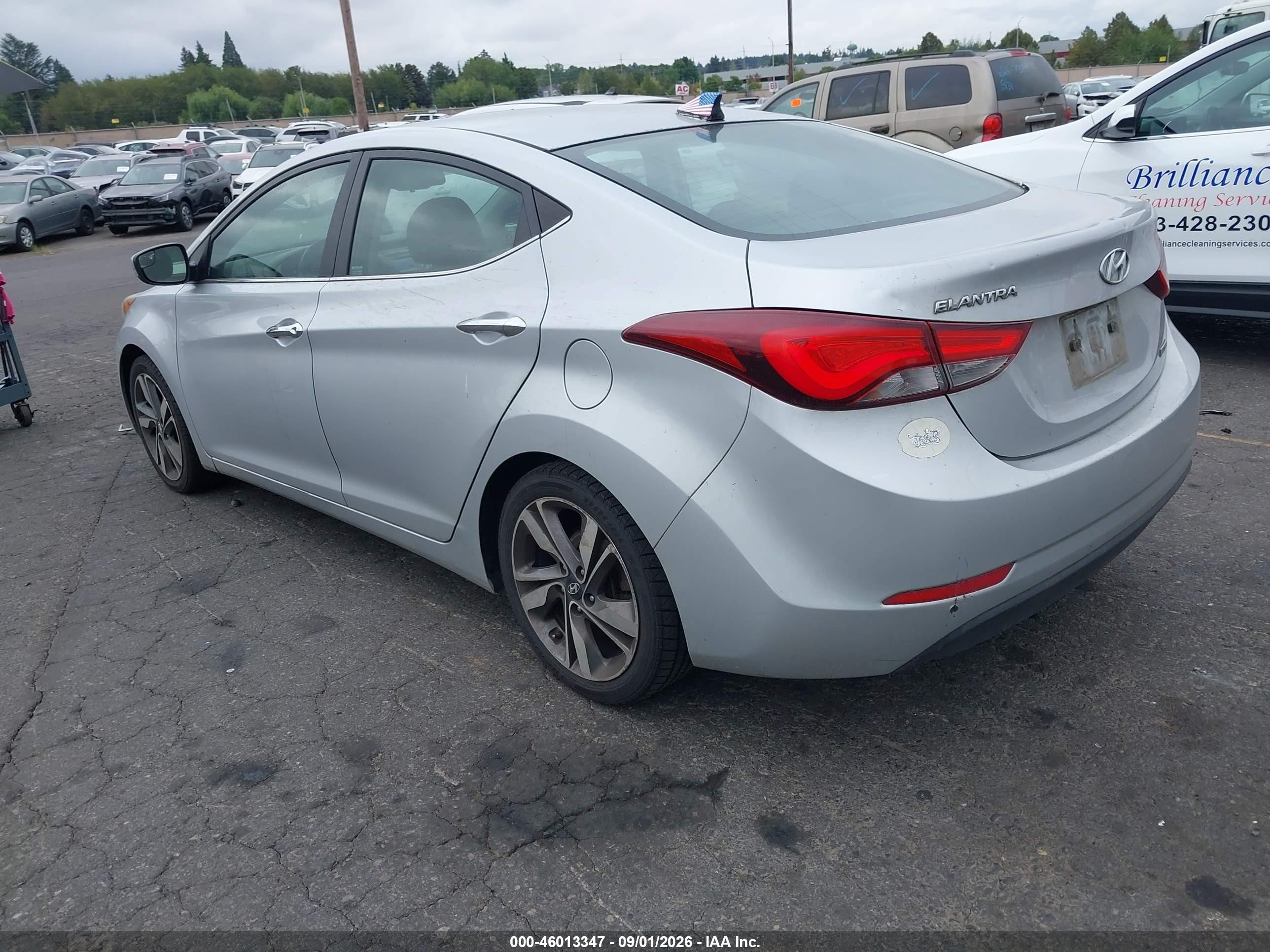 2014 Hyundai Elantra Limited Silver vin: 5NPDH4AE4EH471347