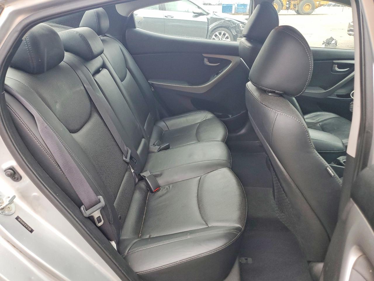2014 Hyundai Elantra Limited Silver vin: 5NPDH4AE4EH476385