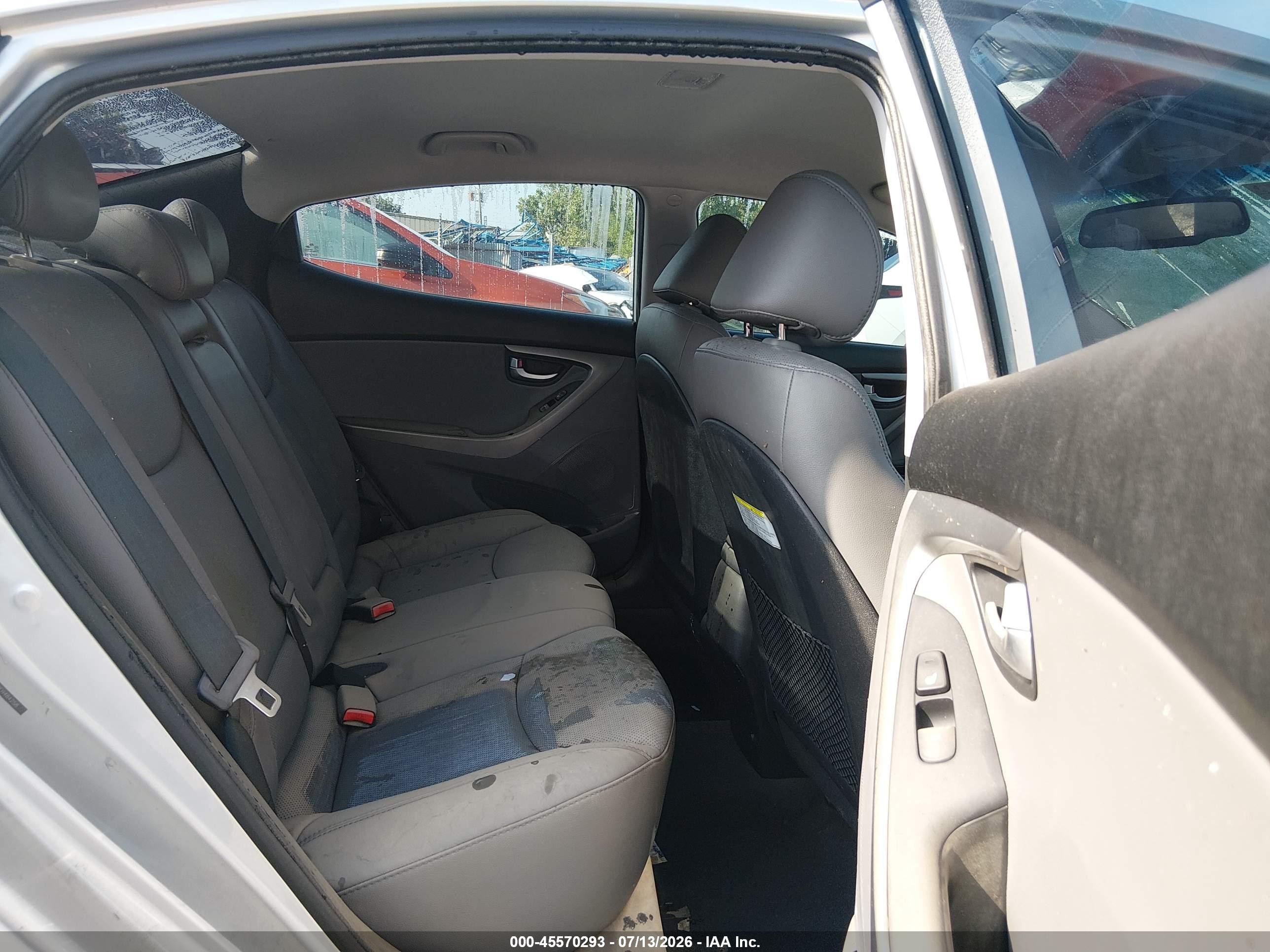 2014 Hyundai Elantra Limited Silver vin: 5NPDH4AE4EH484258