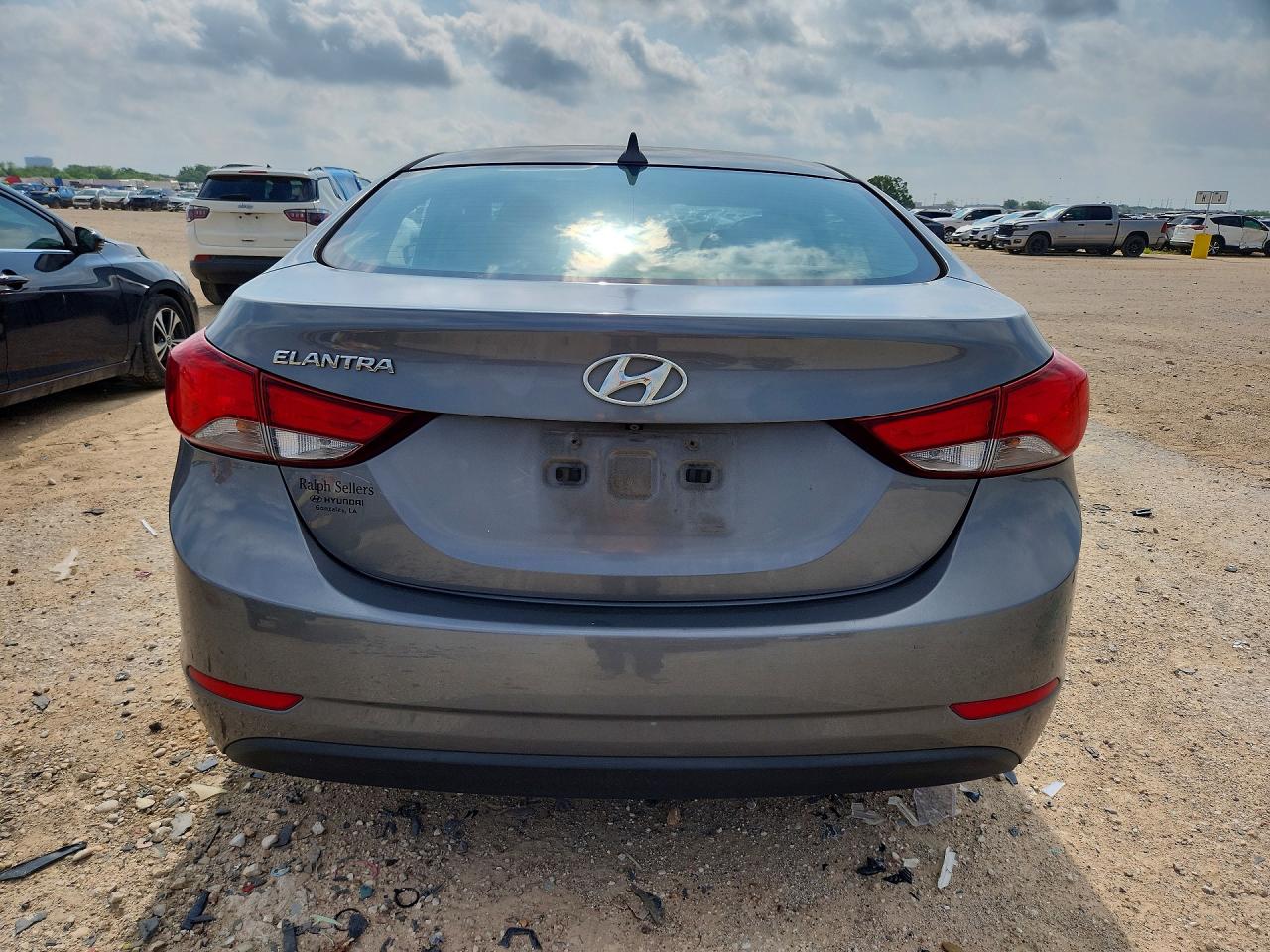 2014 Hyundai Elantra Se Silver vin: 5NPDH4AE4EH488052