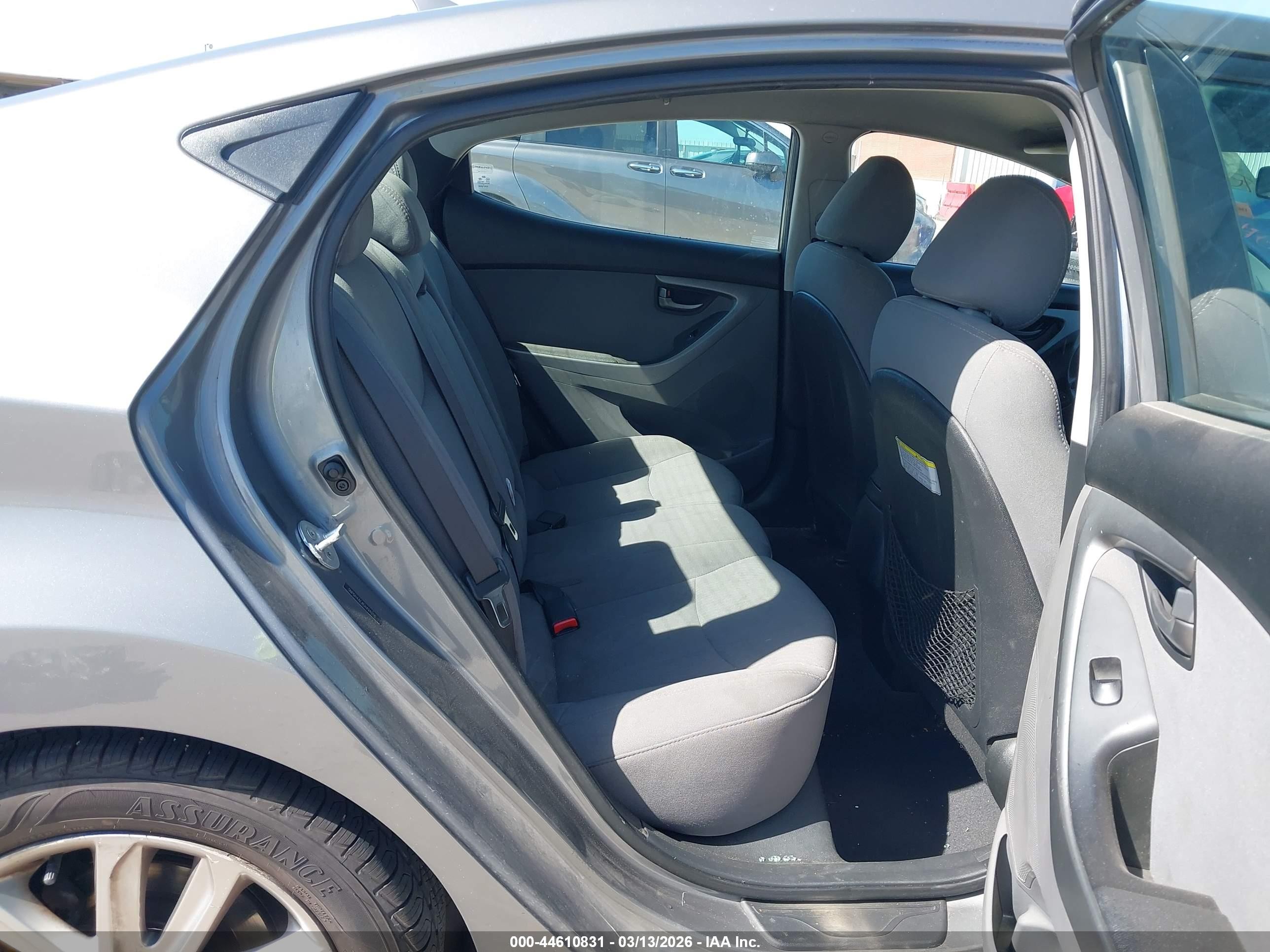 2014 Hyundai Elantra Se Gray vin: 5NPDH4AE4EH494918