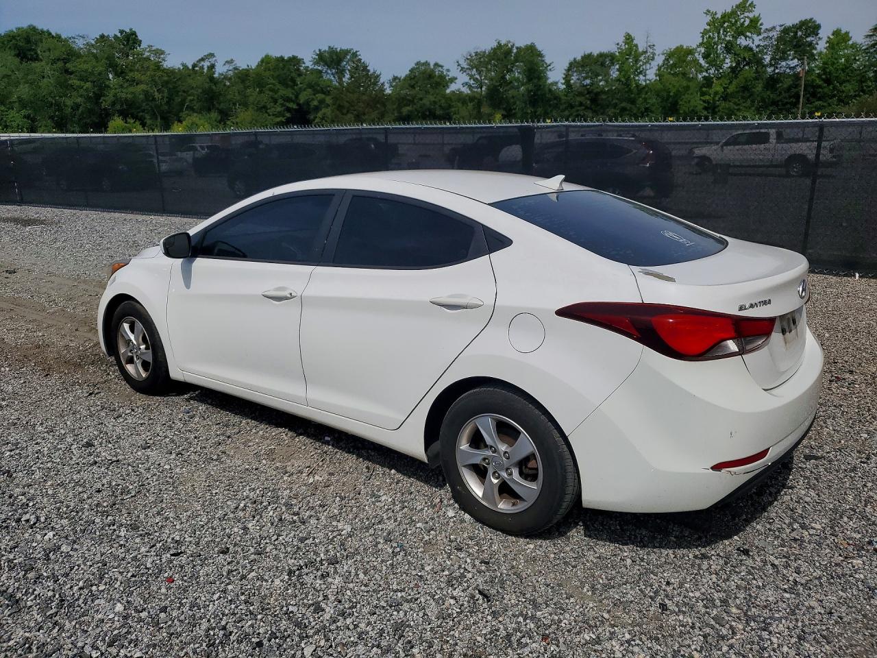 2014 Hyundai Elantra Se White vin: 5NPDH4AE4EH497575