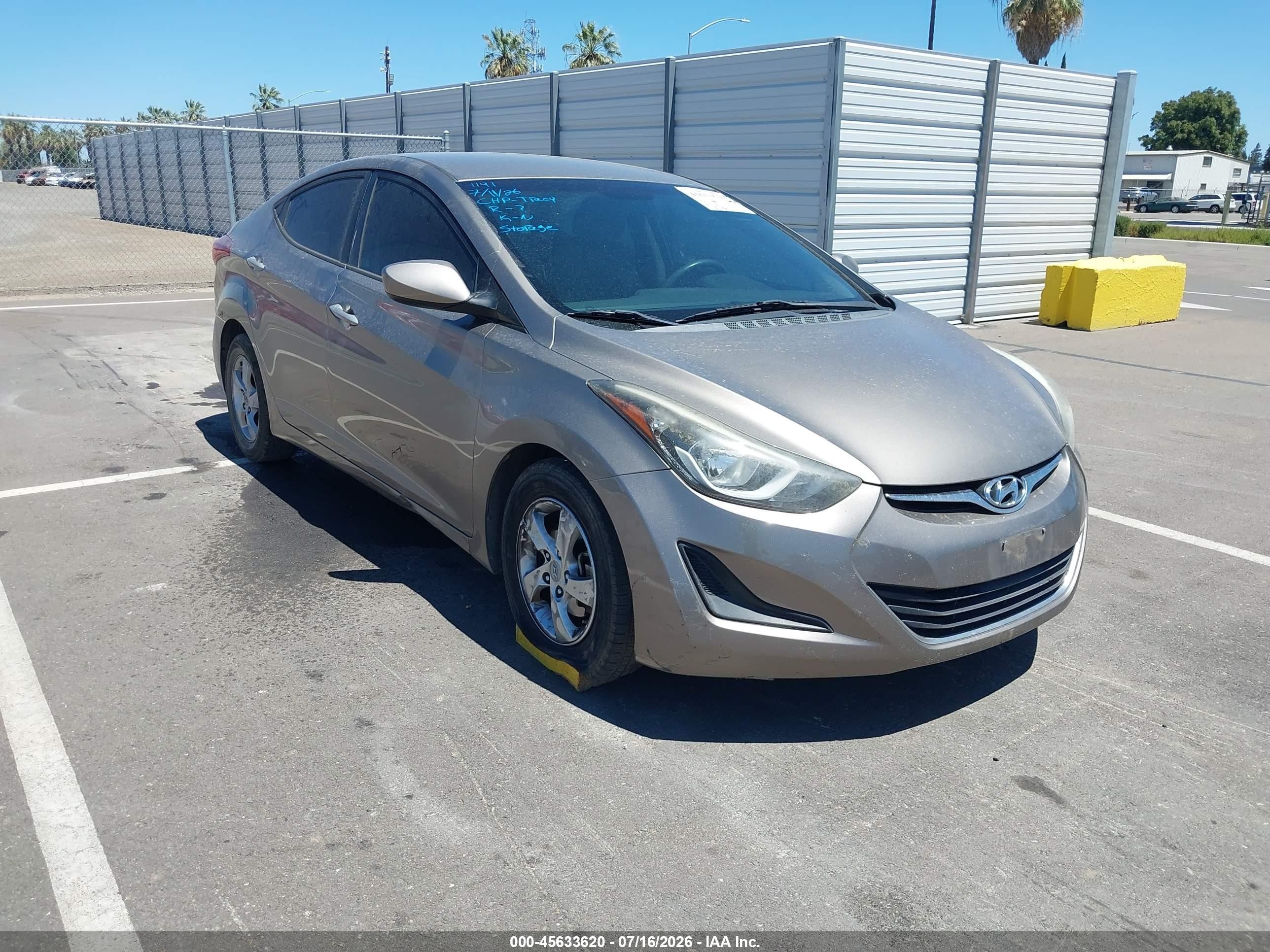 2014 Hyundai Elantra Se Beige vin: 5NPDH4AE4EH502001