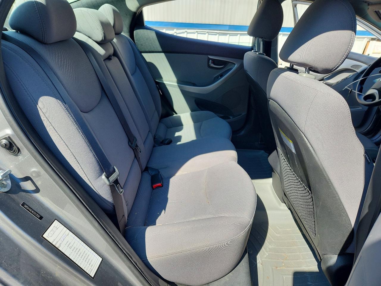 2014 Hyundai Elantra Se Gray vin: 5NPDH4AE4EH513550