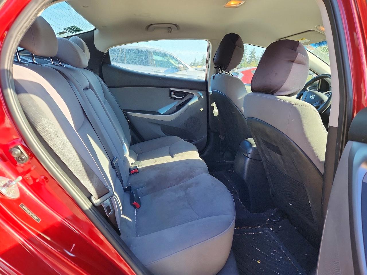 2014 Hyundai Elantra Se Red vin: 5NPDH4AE4EH516867