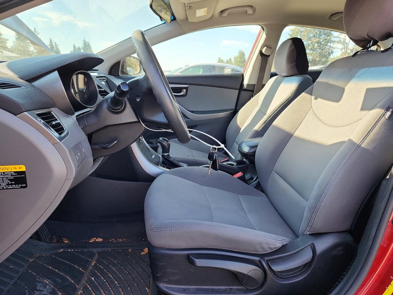 2014 Hyundai Elantra Se Red vin: 5NPDH4AE4EH516867