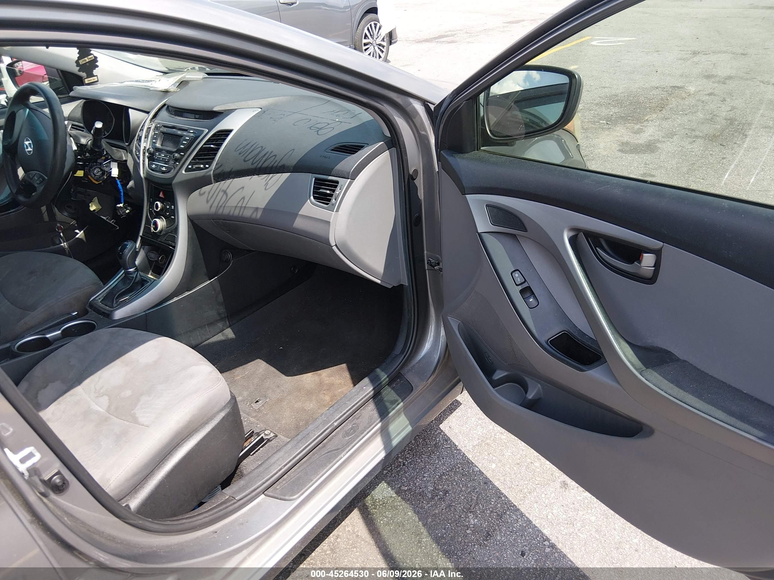 2014 Hyundai Elantra Se Gray vin: 5NPDH4AE4EH517968