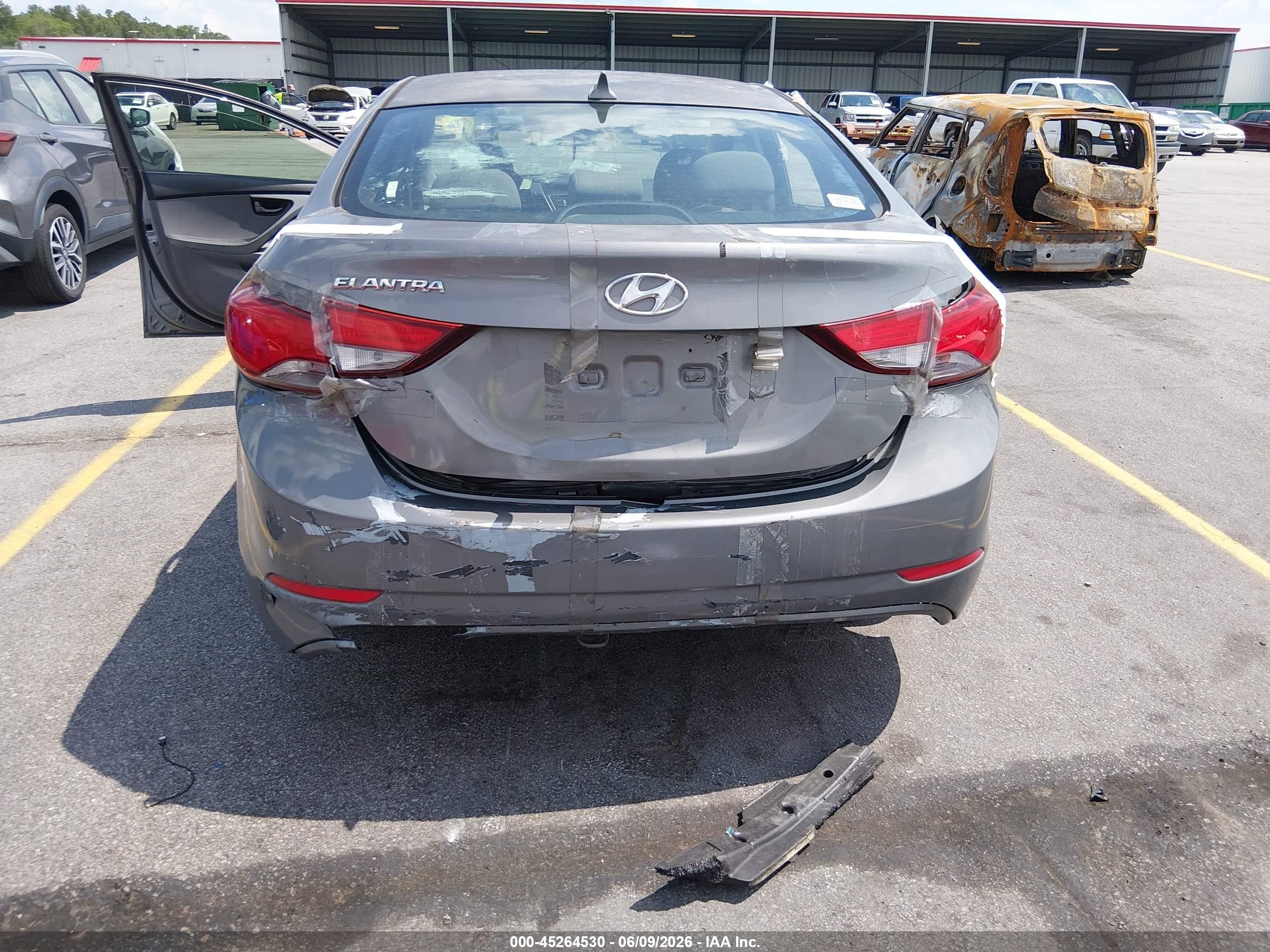 2014 Hyundai Elantra Se Gray vin: 5NPDH4AE4EH517968