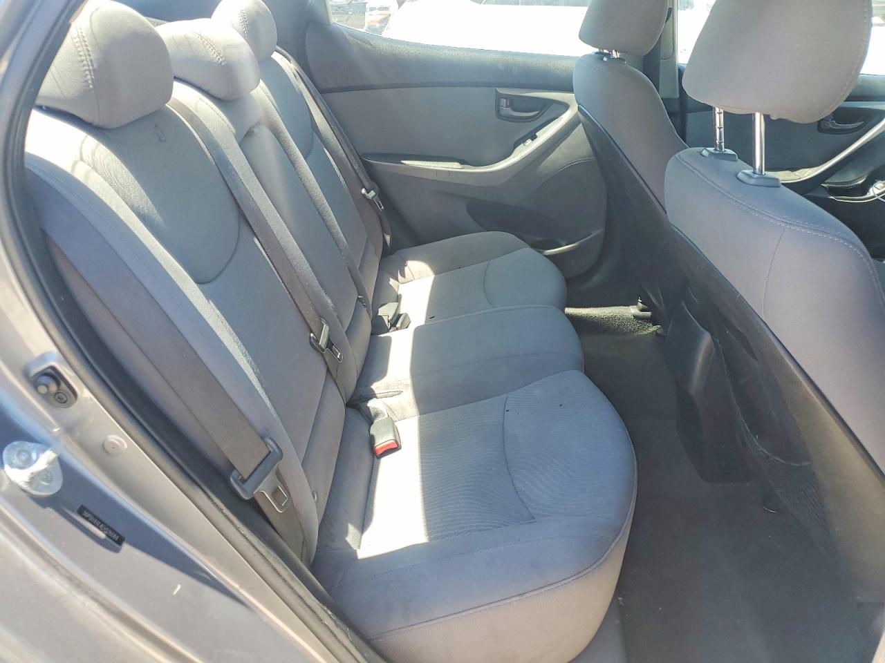 2014 Hyundai Elantra Se Gray vin: 5NPDH4AE4EH526069
