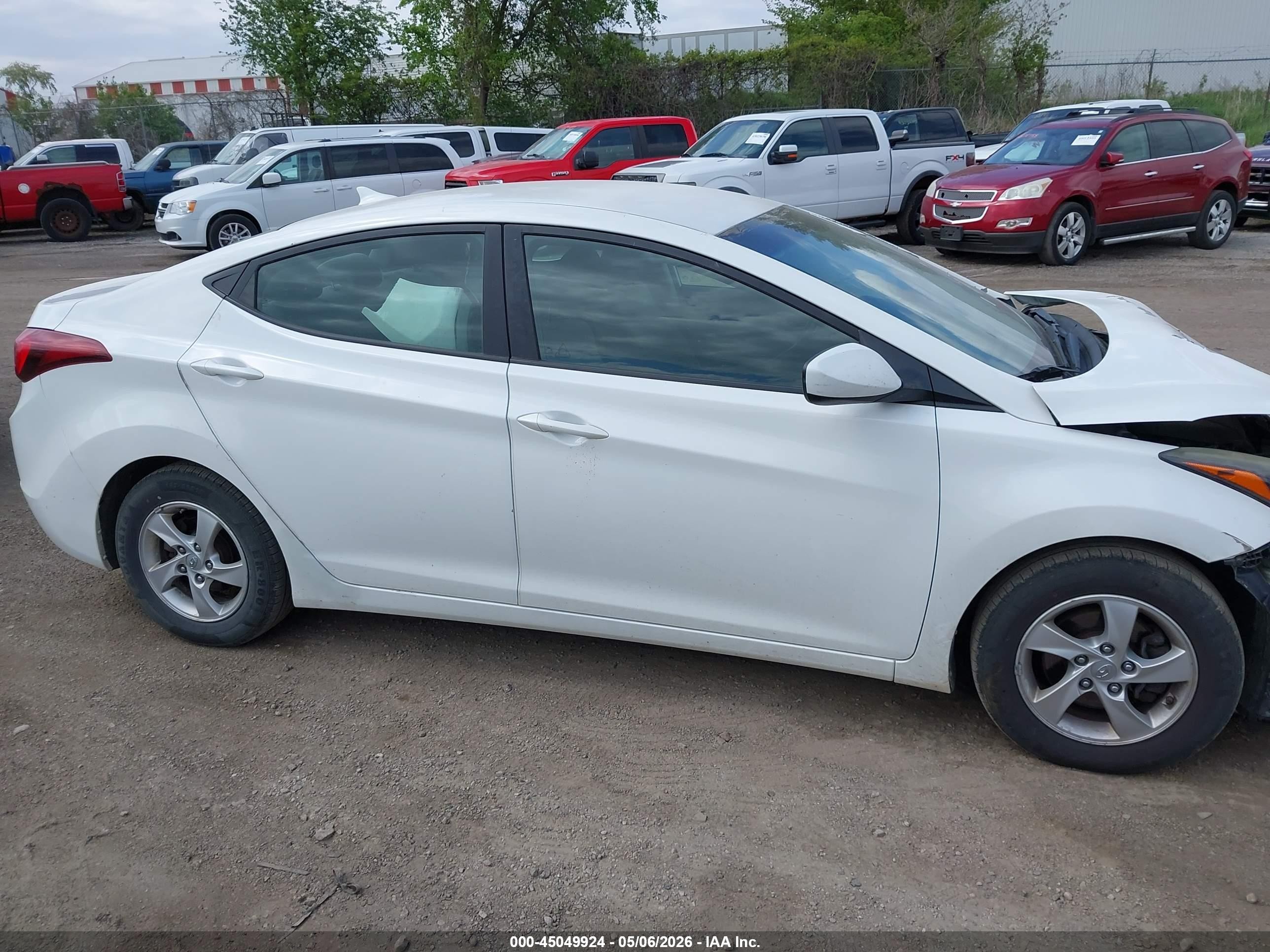 2014 Hyundai Elantra Se White vin: 5NPDH4AE4EH527349