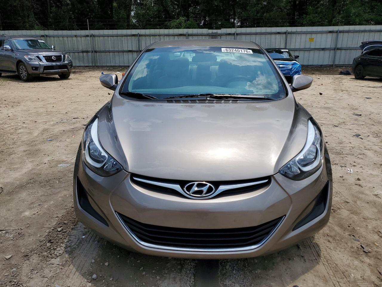 2014 Hyundai Elantra Se Gold vin: 5NPDH4AE4EH533653