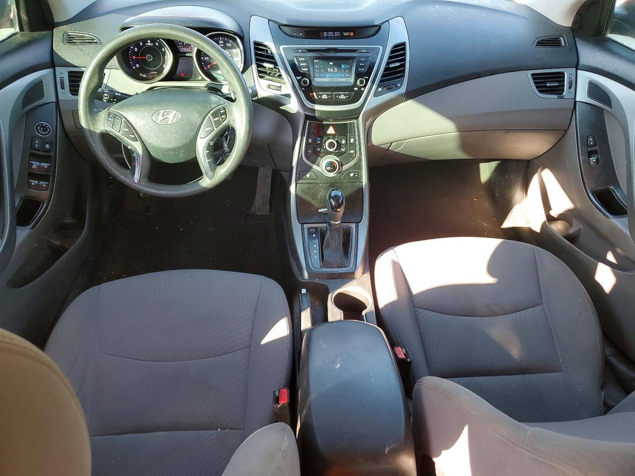 2014 Hyundai Elantra Se Red vin: 5NPDH4AE4EH537475