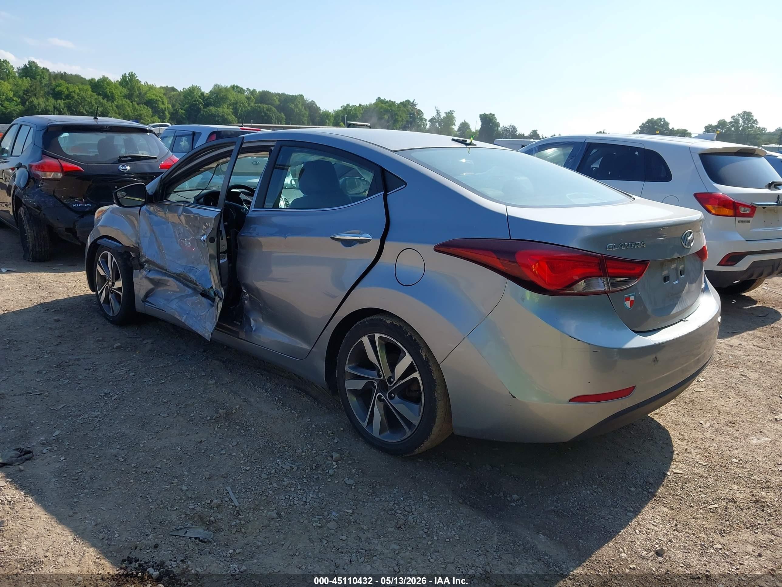 2015 Hyundai Elantra Limited Silver vin: 5NPDH4AE4FH561759
